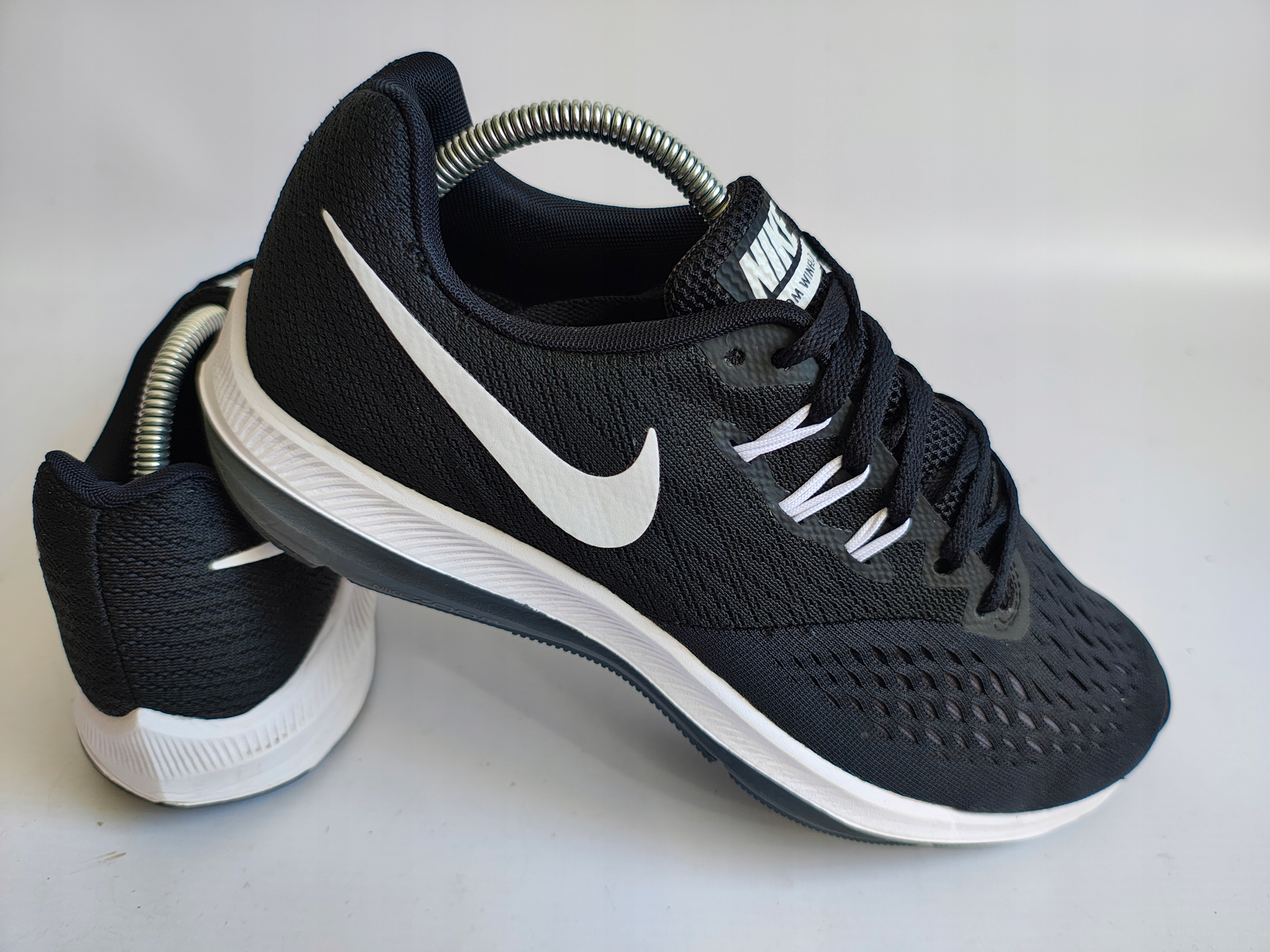 Nike Zoom Winflo 4 Buty do biegania r. 40 5 16763052348 Allegro.pl