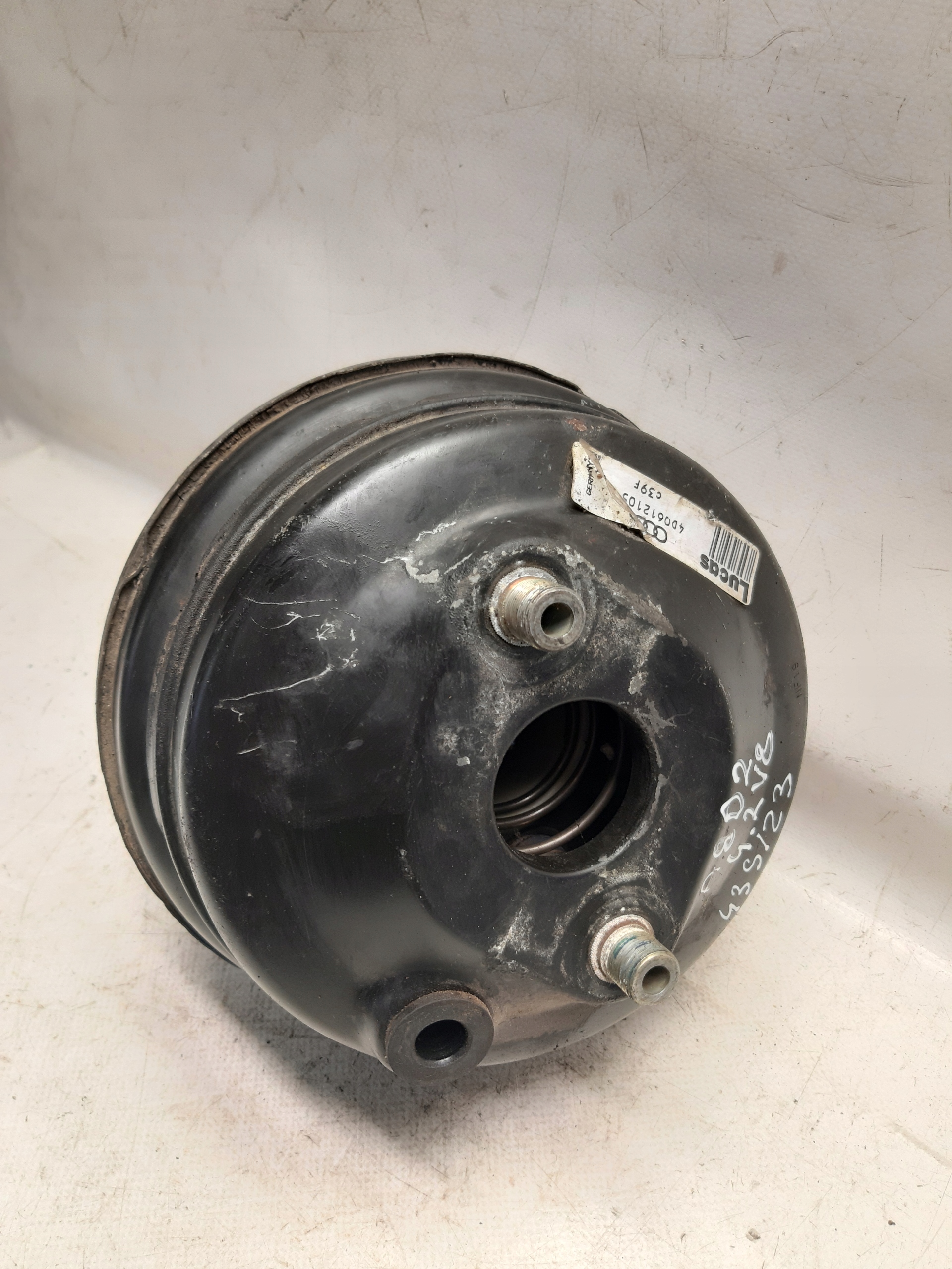 servo AUDI A8 D2 4.2 V8