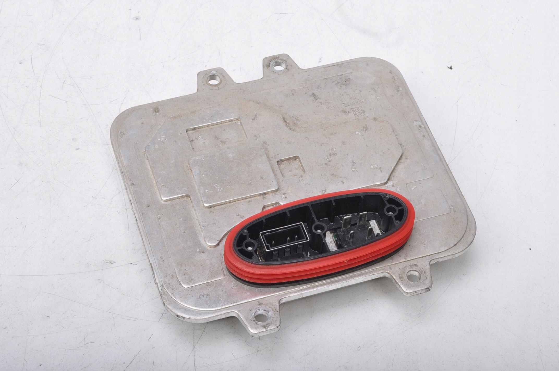 OPEL INSIGNIA A PRZETWORNICA XENON 5DV009720-00 Producent części OPEL