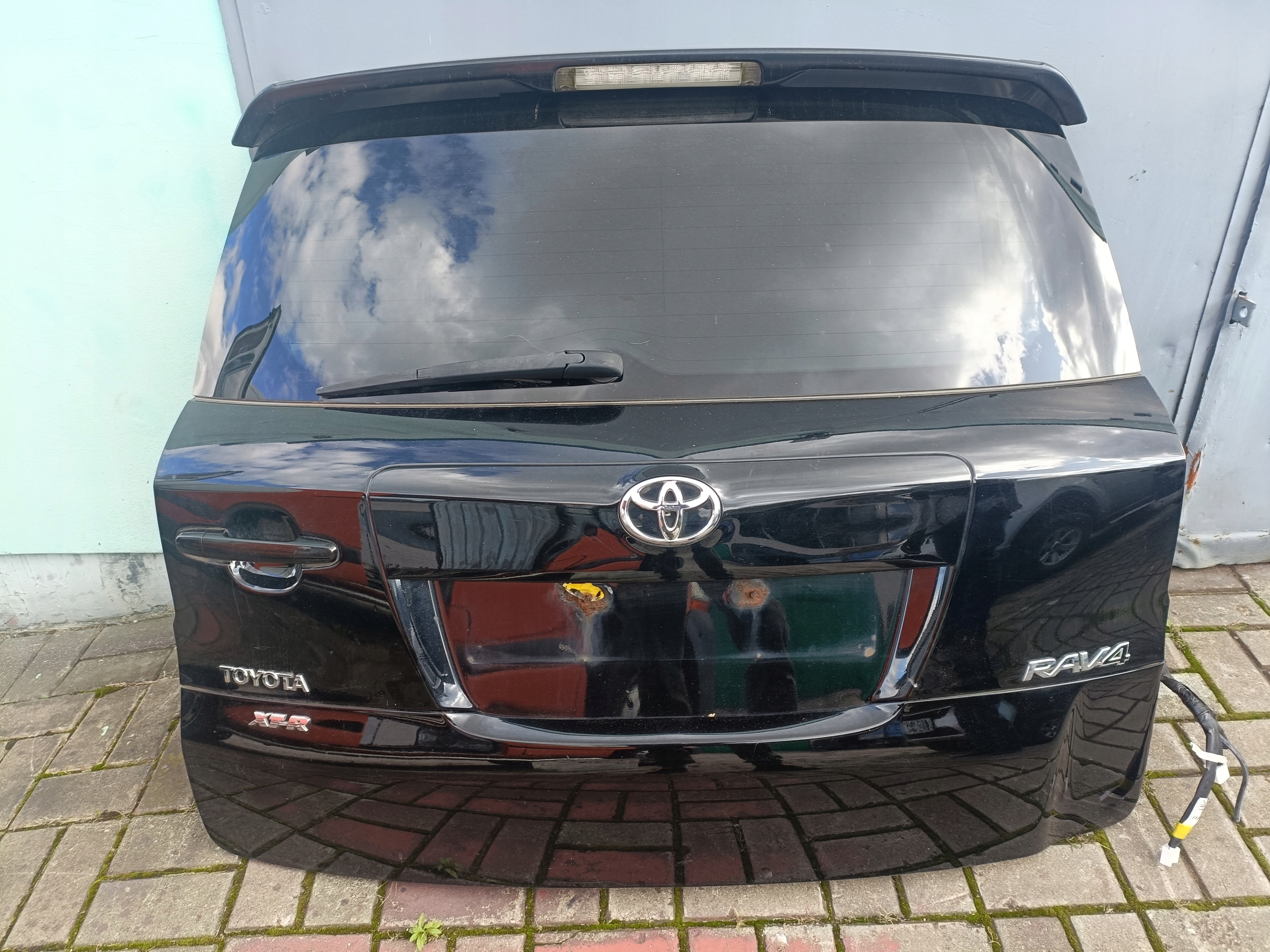 ŁADNA KLAPA TYŁ KOMPLETNA TOYOTA RAV4 III KOLOR202