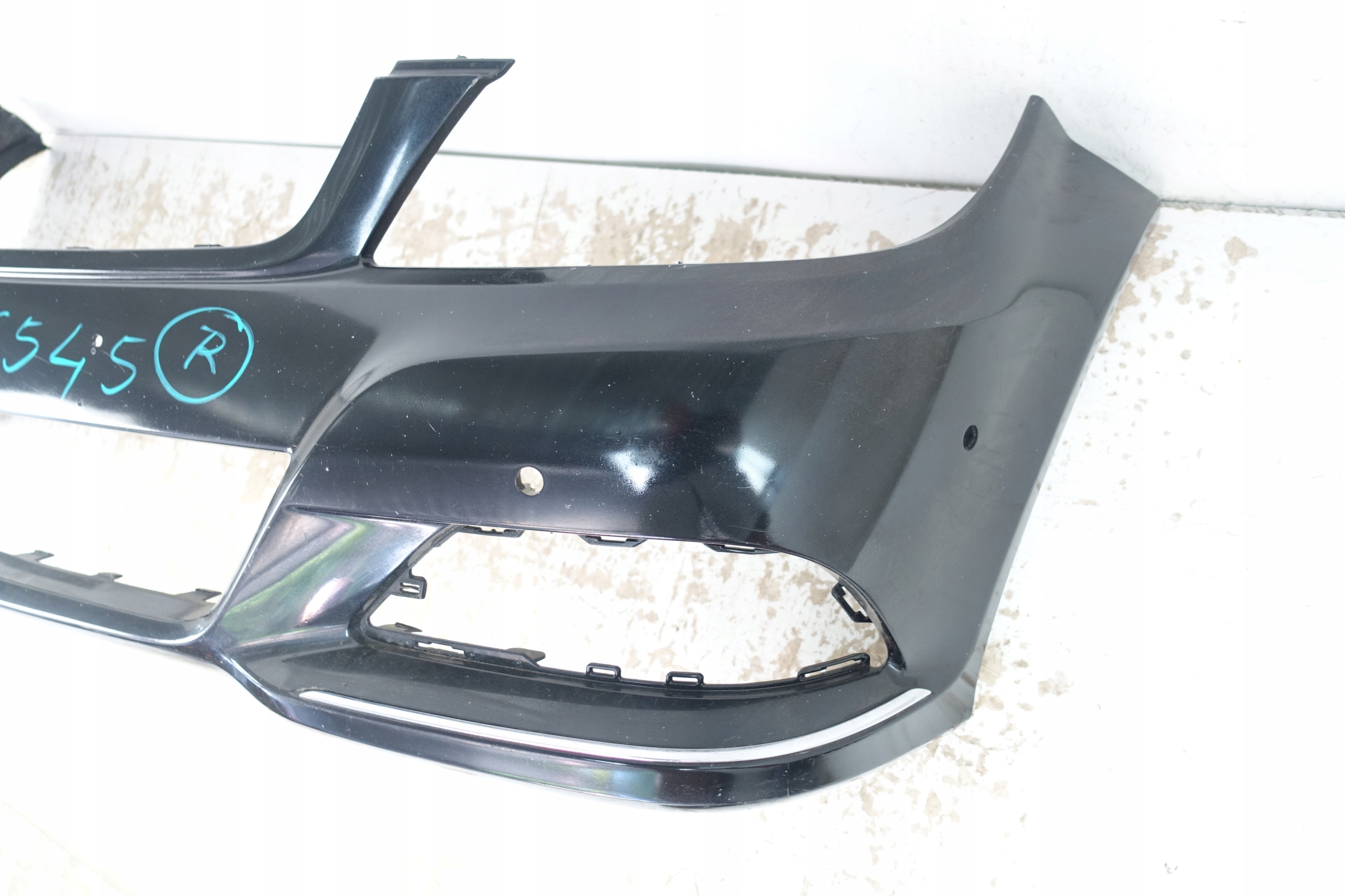 MERCEDES C-KLASA W204 LIFT 2010- front bumper front A2048805547