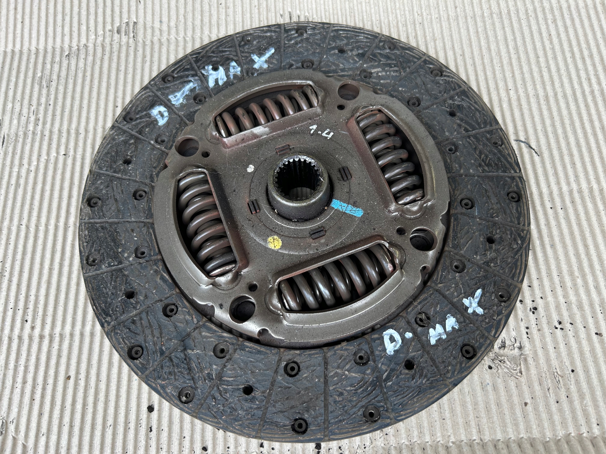 ISUZU D-MAX II 2,5 D de pression Embrayage Disque