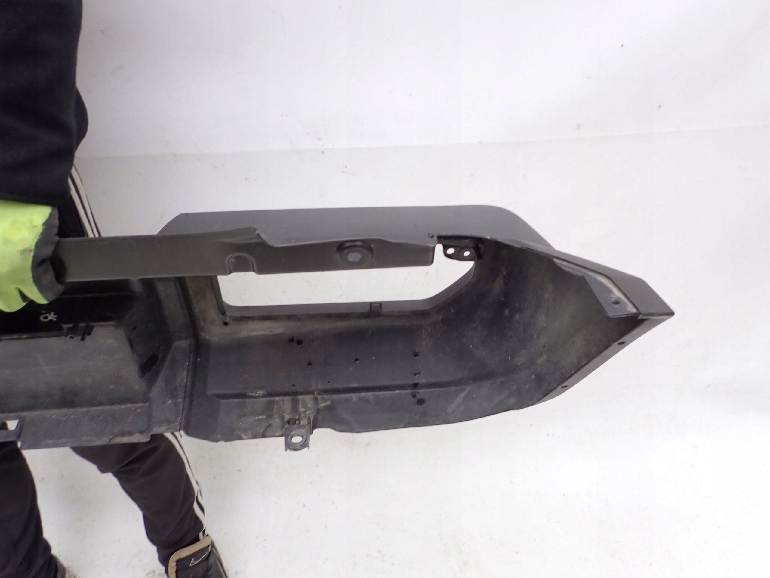 SUZUKI JIMNY IV 4 18-> bumper rear part rear