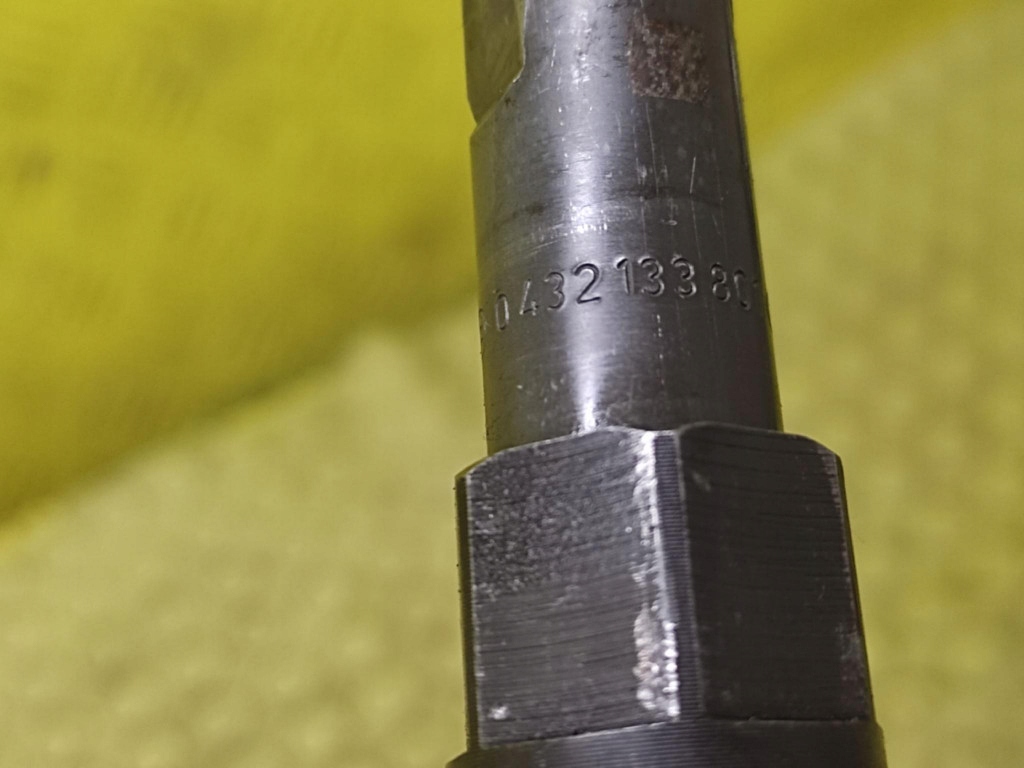 FORD MONDEO MK3 2.0 D injector 0432133801