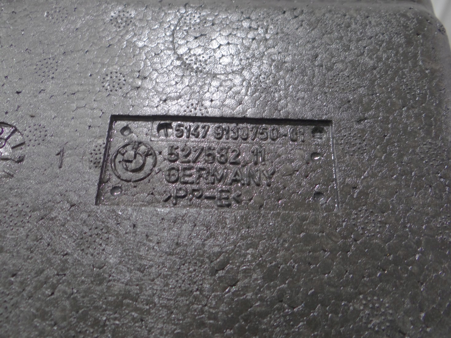 passenger compartment polystirene boot BMW E93 OE 9130750