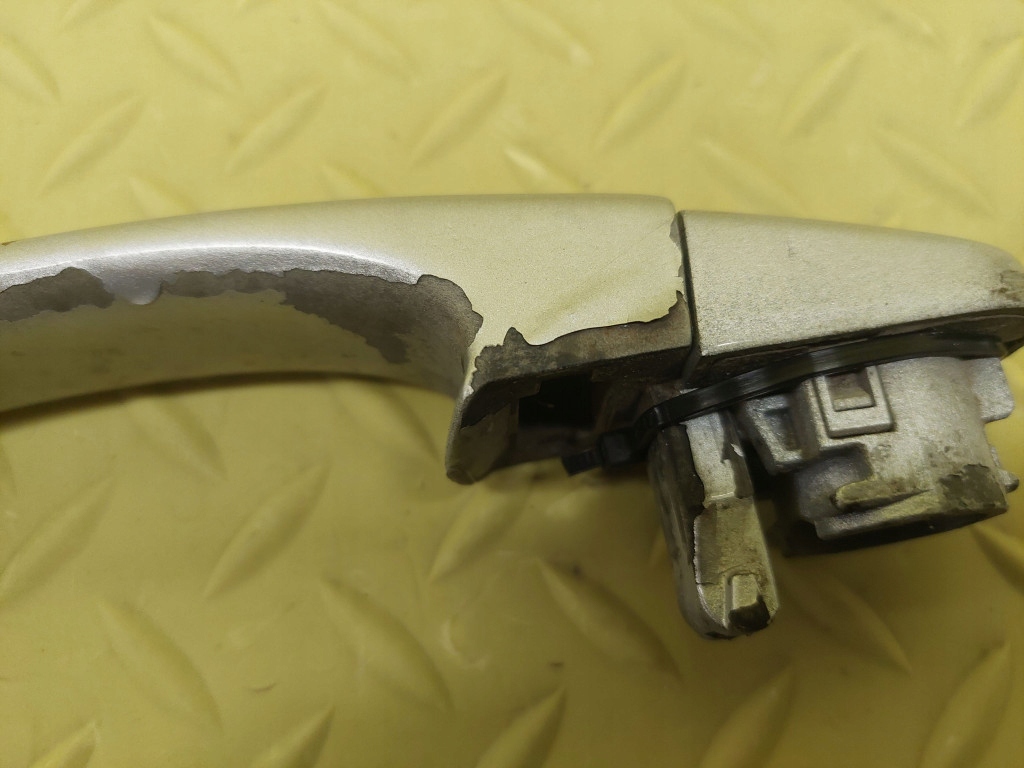 VW TOURAN and handle right rear part