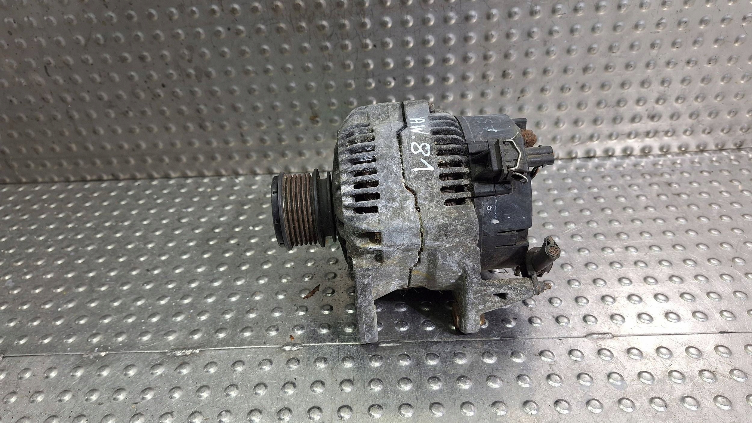 alternatore 70A 038903023G AUDI A3 8L LEON e GOLF IV BORA OCTAVIA e 1.4 MPI