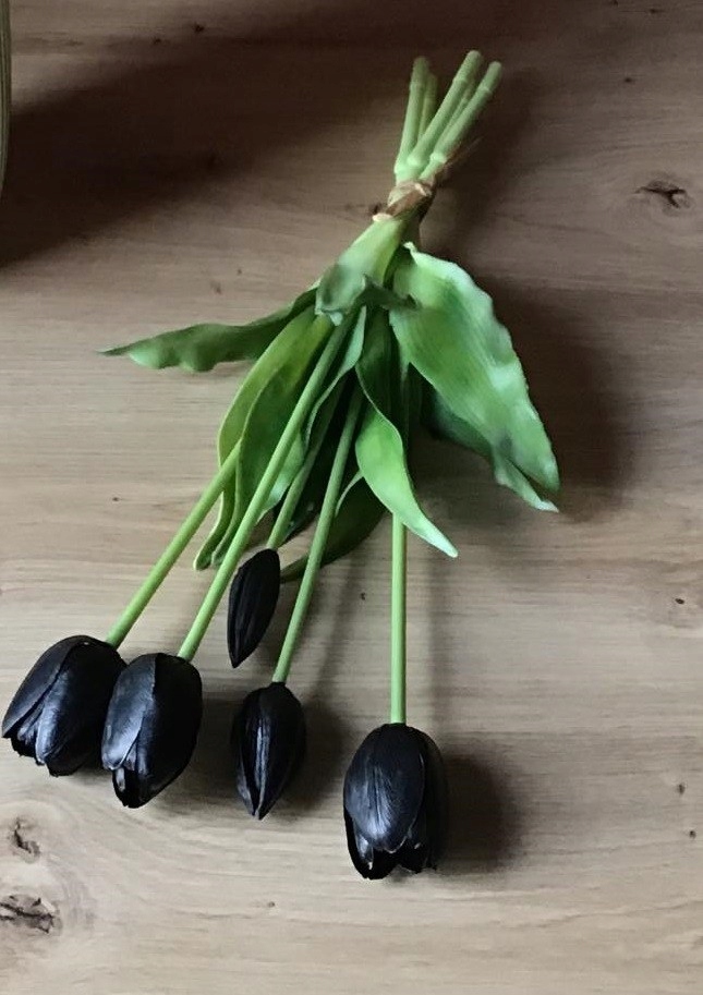 

Tulipany Silikonowe 40cm Bukiet 5szt Czarny