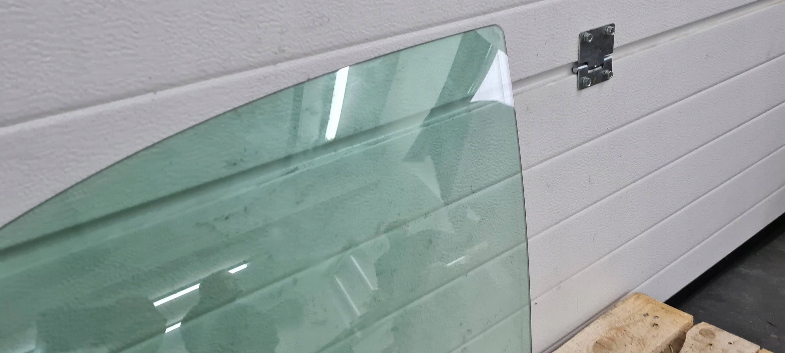 A6 C8 4K S6 window door left left front front 23R 2023R 4K0845201B