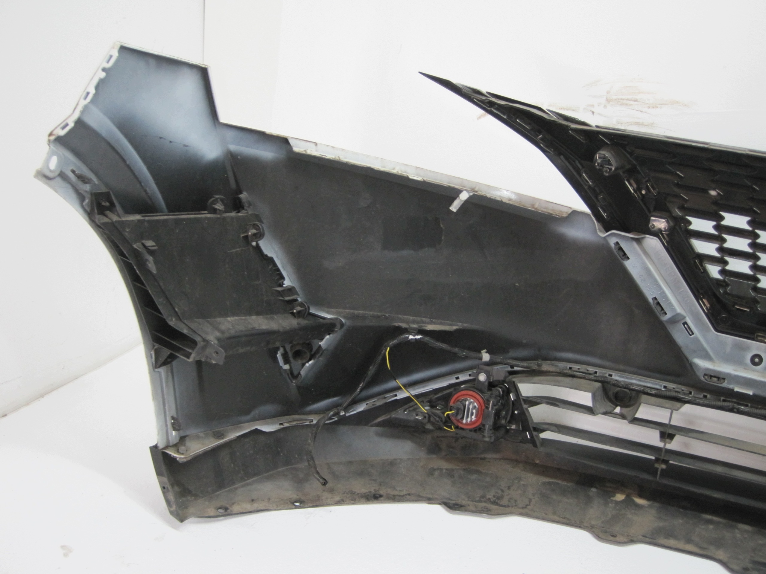 bumper NISSAN QASHQAI III J12 4 PDC front front
