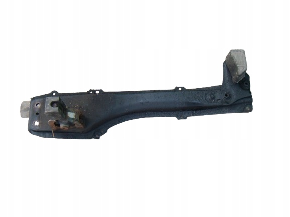 TOYOTA COROLLA VERSO 1 I 01- 2.0 D4D BELKA POD SILNIK