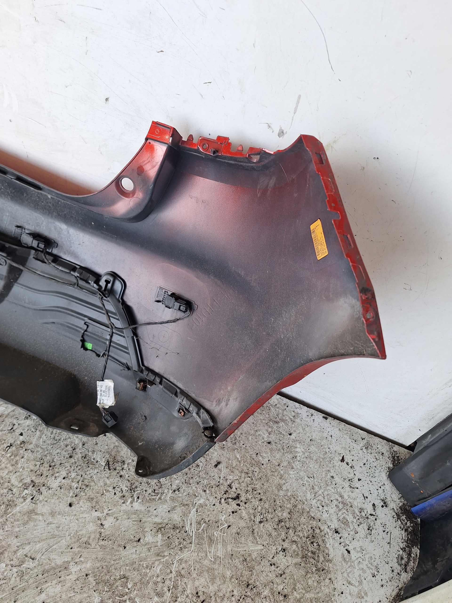 RENAULT CLIO IV HB 12-17 Stoßstange heck + PDC