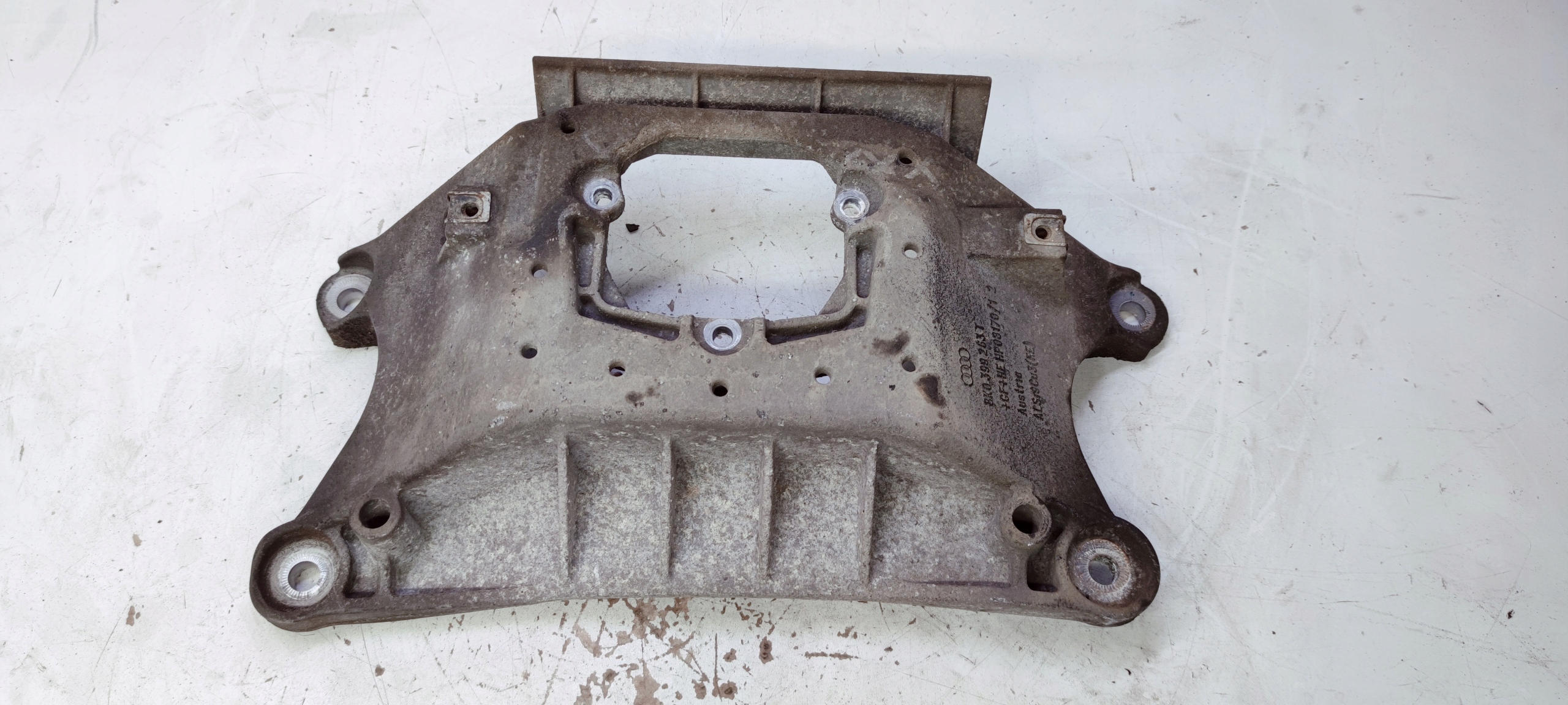 supporto Supporto cambio ingranaggi AUDI A4 A5 8K0399263T