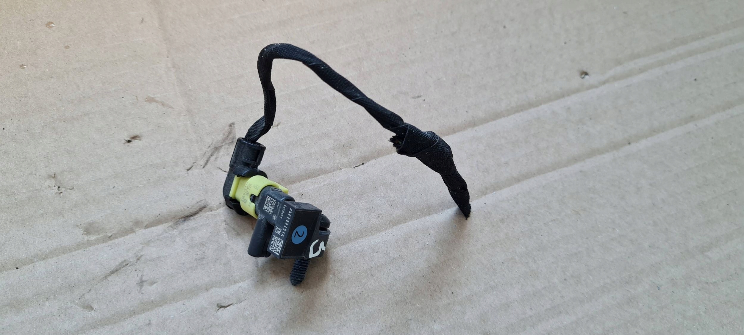 S3 8Y A3 LIFT Crashsensor Drucksensor UDERZENIOWY Connector Contact 85E959651