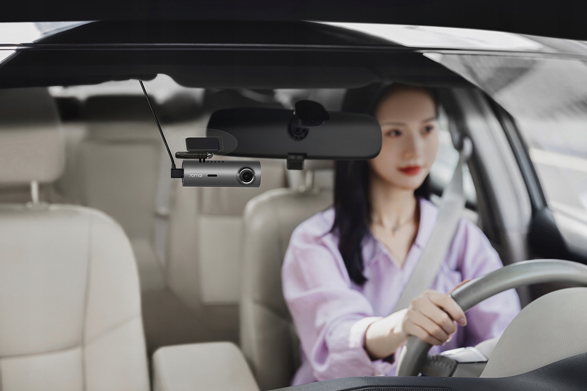 70mai M300 jezyk PL ADAPTER UP02 HARDWIRE KIT Additional Features camera automatic start shock sensor HDR WDR H 264 codec sound recording