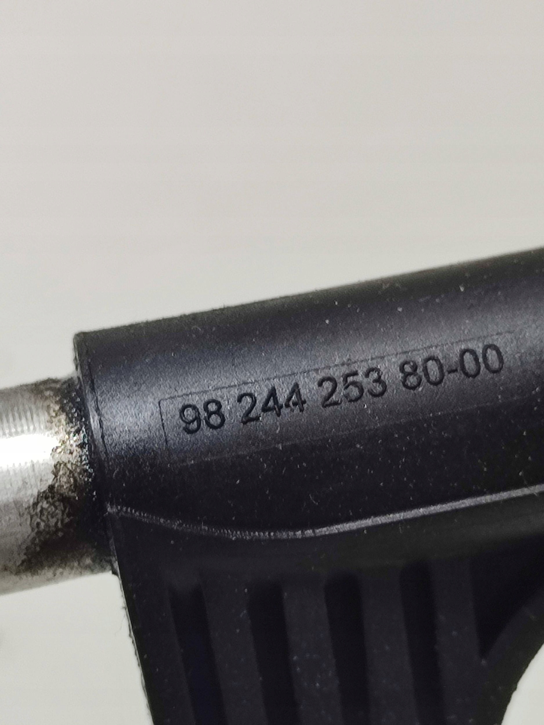 Peugeot 2008 II 2020 Bagnet Livello olio