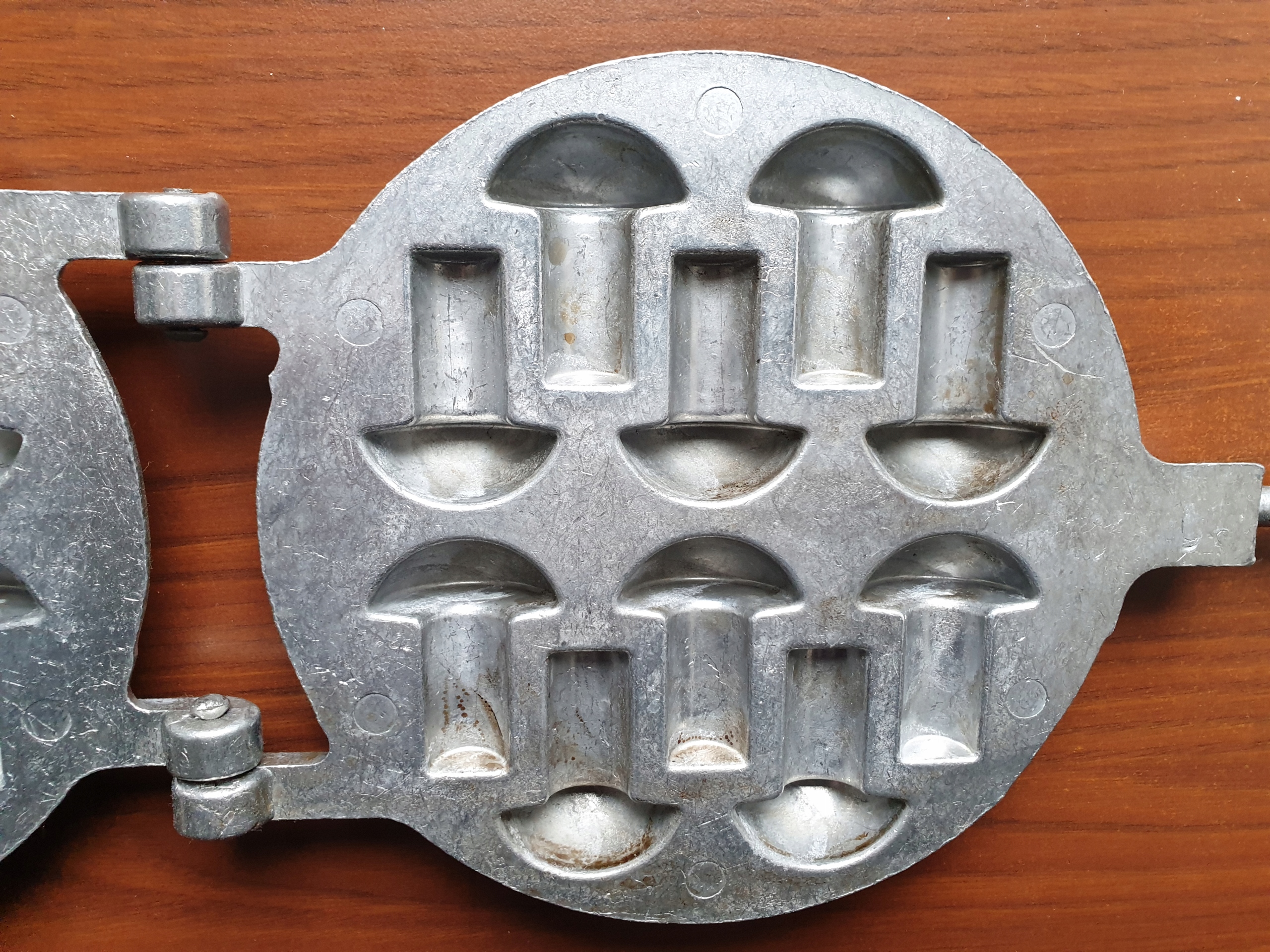 FORMA PATELNIA OPIEKACZ DO PIECZENIA CIASTEK GRZYBKI GRZYBKÓW orzeszków #71 Płytki w zestawie brak