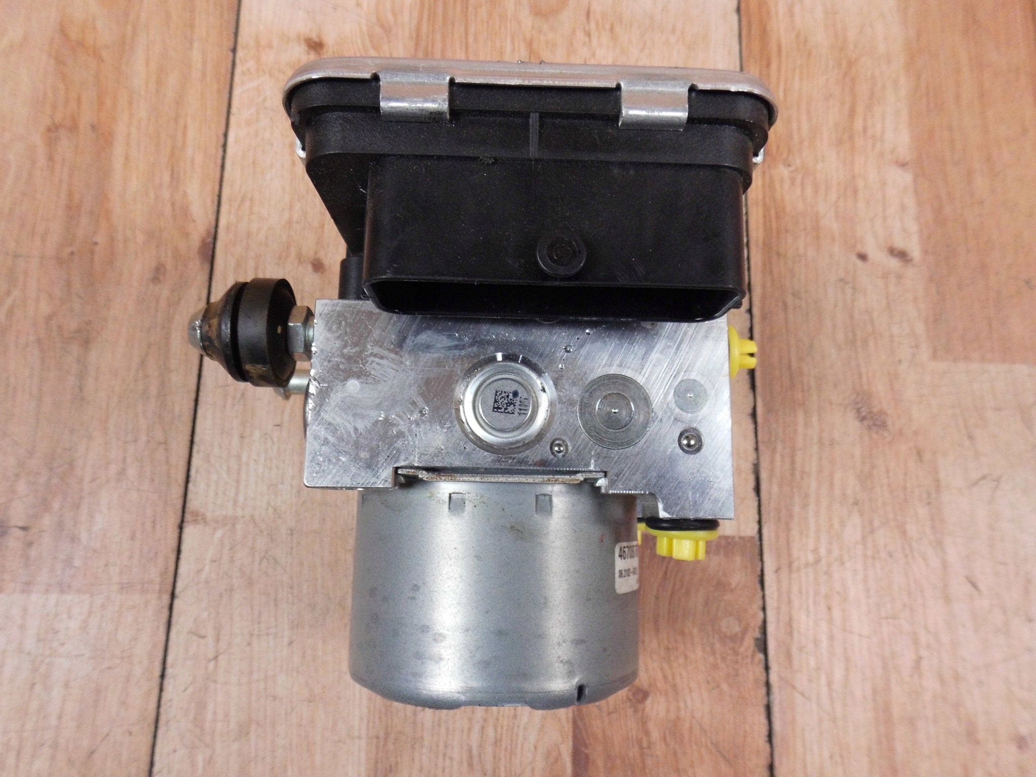MITSUBISHI ECLIPSE CROSS PUMPE ABS 4670B767