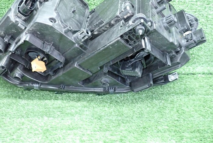 VW TOURAN FULL LED 15- reflektor right light right 5TB941036C