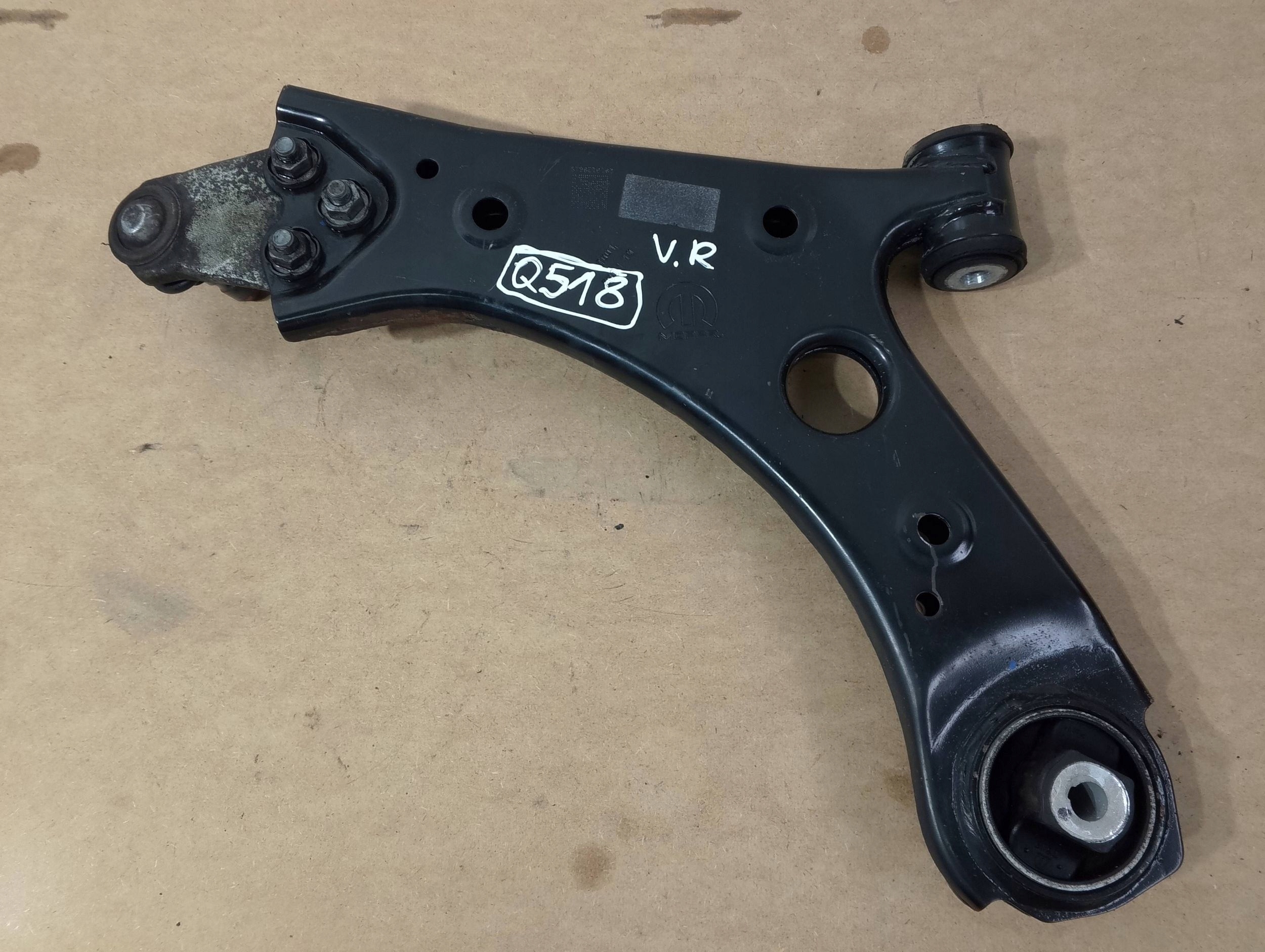 Fiat Tipo II arm front right (Q518)