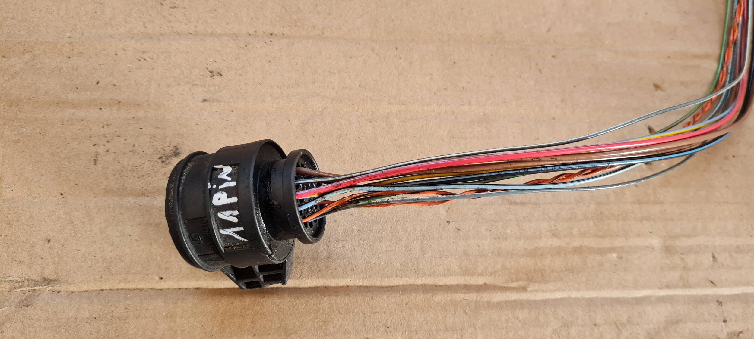 A6 C6 LIFT connecting spoiler gearboxes AUTOMAT 09430010 A4 B8 A5 VW AUDI
