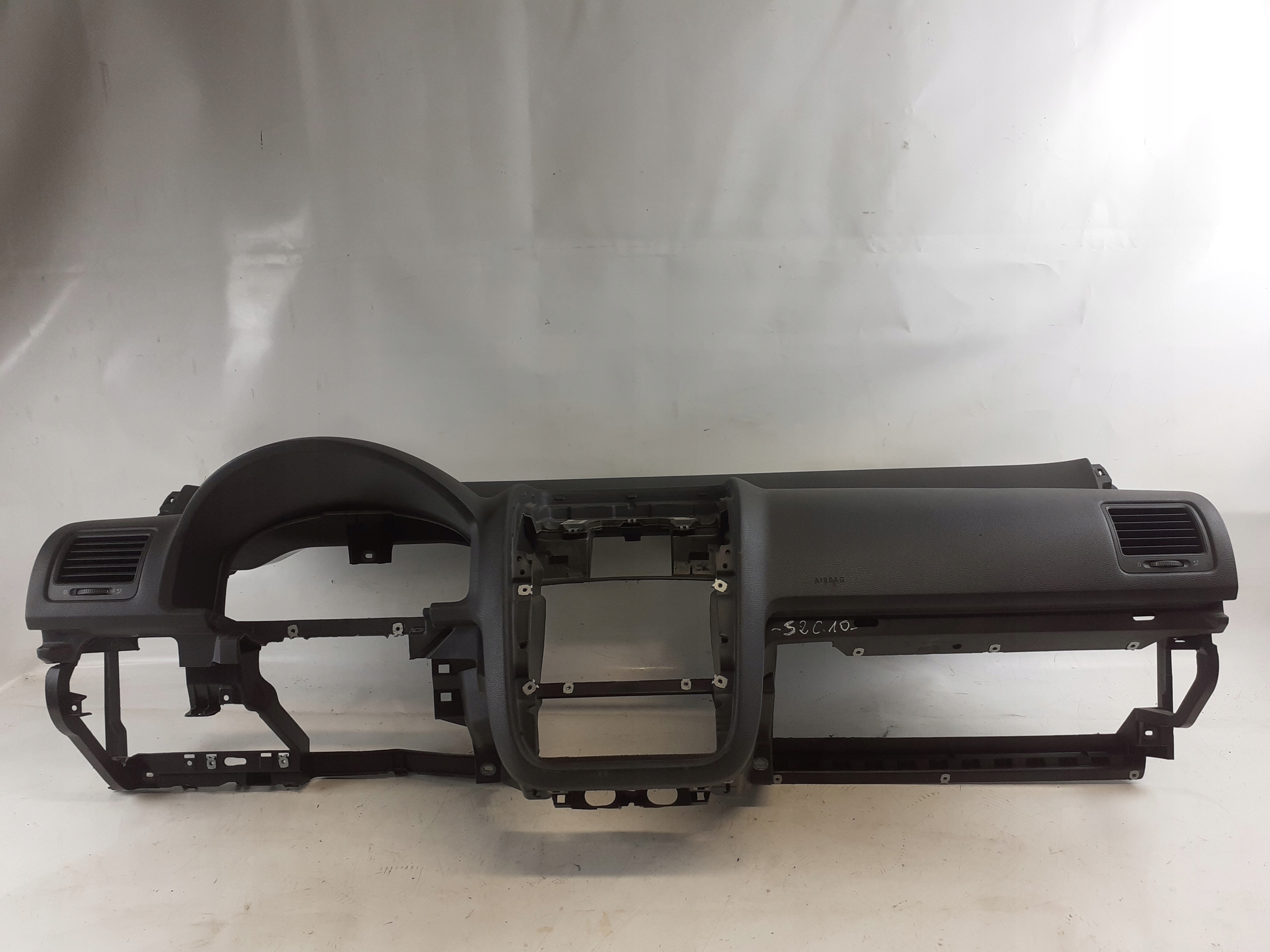 VW GOLF V dashboard instrument panel EUROPA