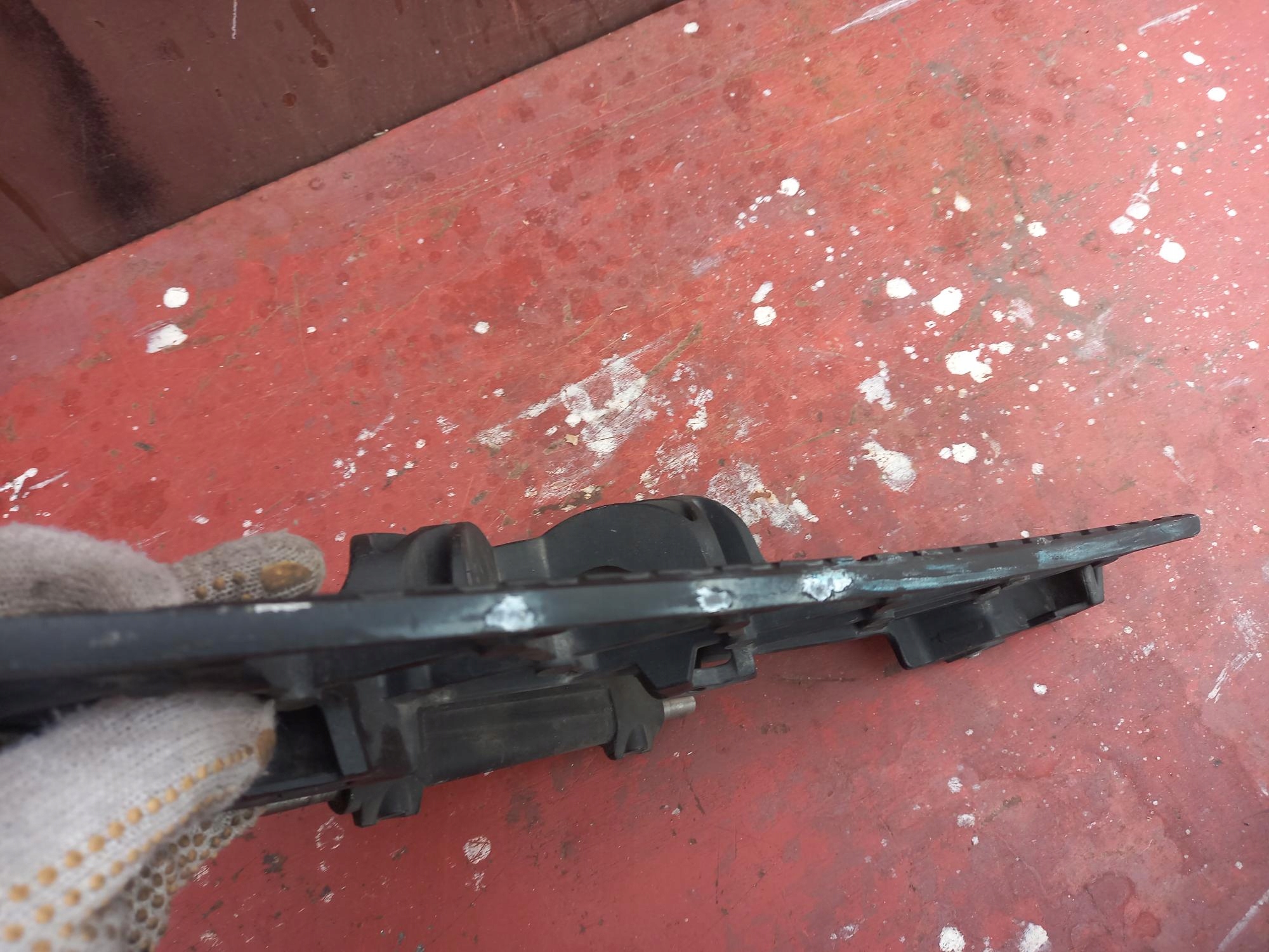 MERCEDES ACTROS MP4 MP5 STOPIEŃ WEJŚCIOWY KABINY LEWY PODEST KRATKA Producent części Mercedes-Benz OE