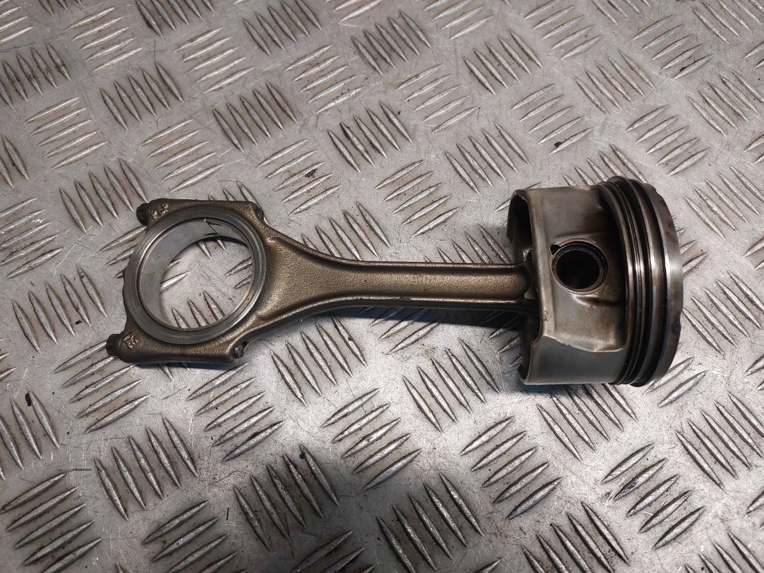 piston + connecting rod AUDI A6 C6 2.4 V6 06EB