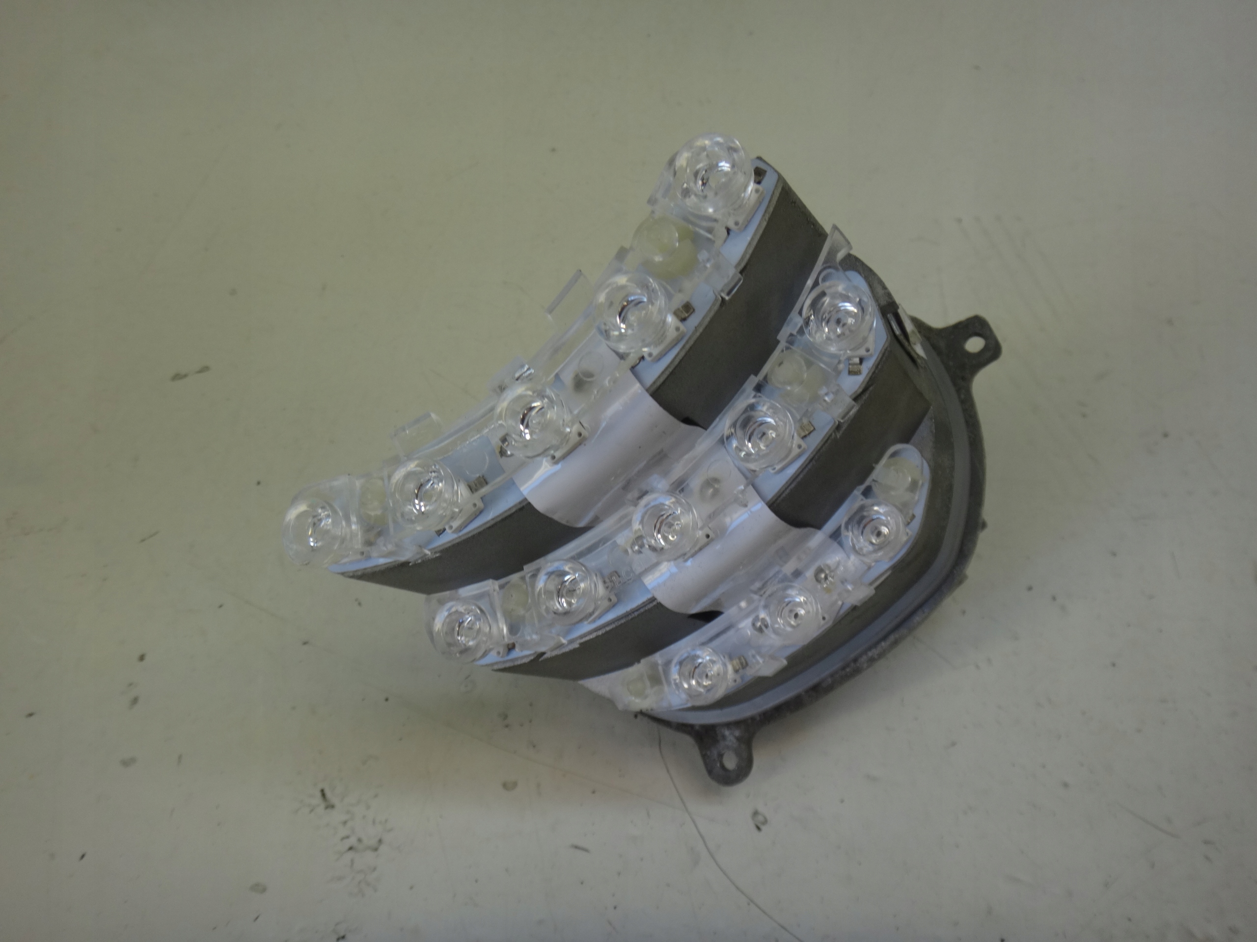 LEWY MODUŁ KIERUNKOWSKAZ LED BMW E90 E91 LCI LIFT