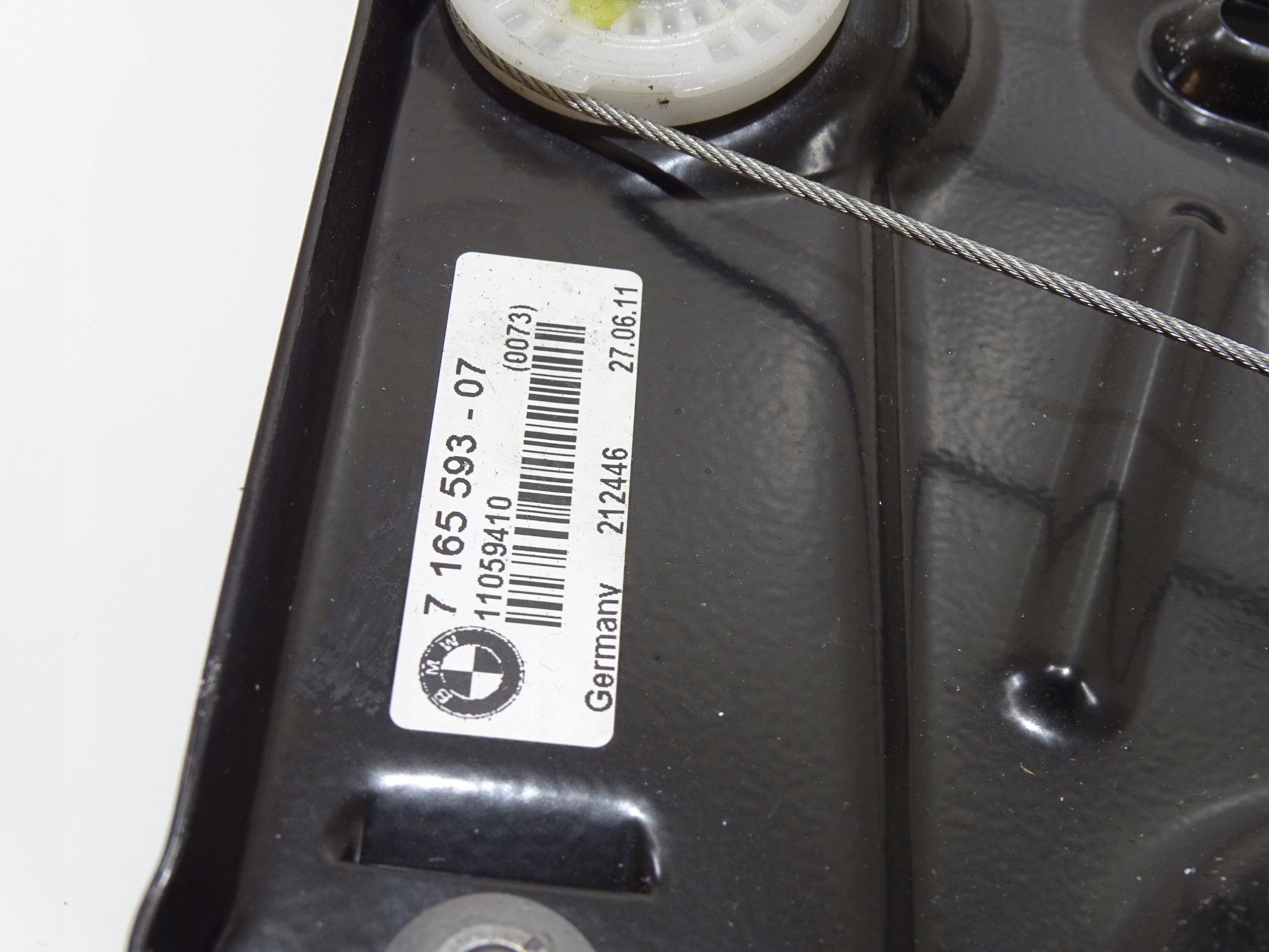window regulator left rear part BMW E88 7165593