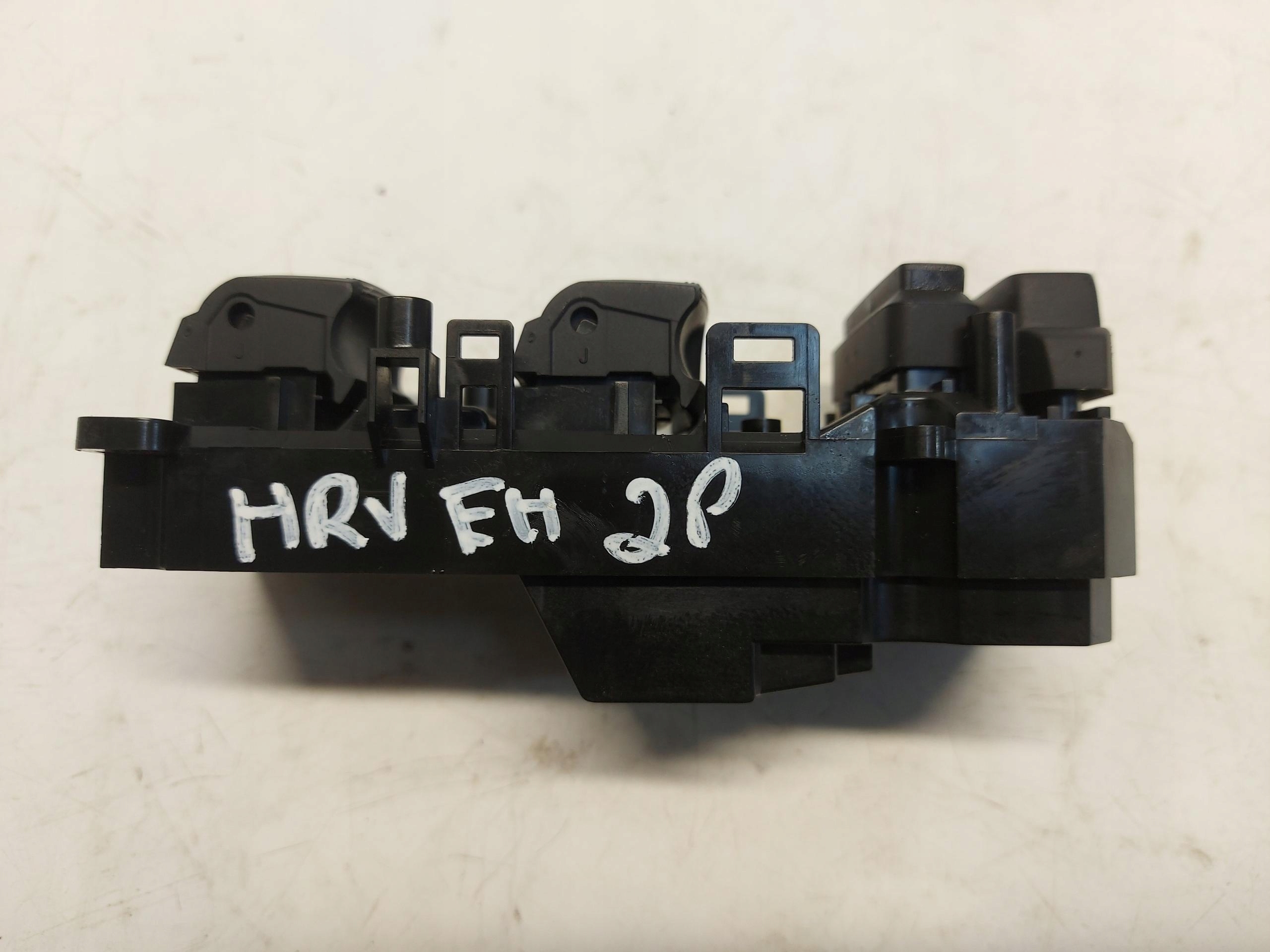 Honda HR-V III eHEV, 2022r. window control switch left front