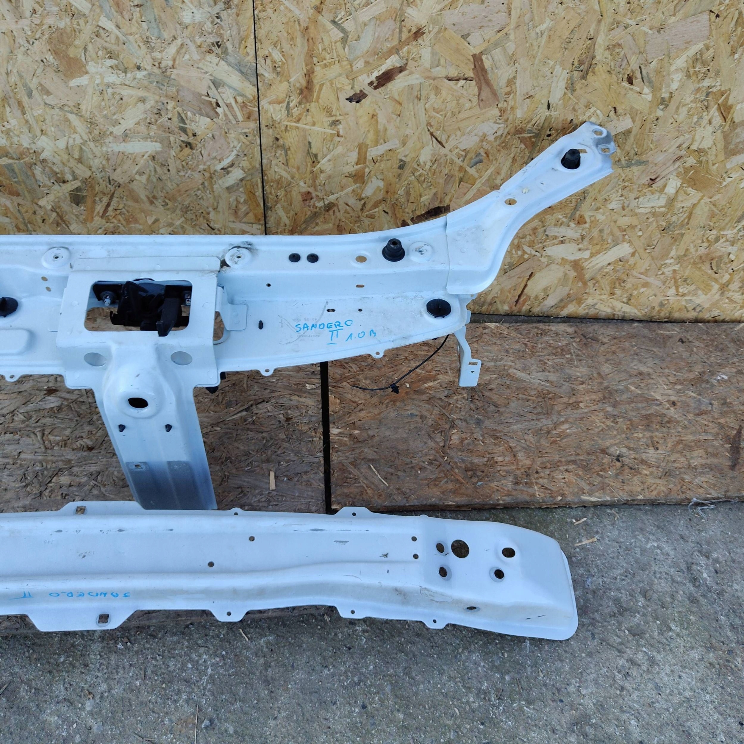 support panel for radiators front Dacia Sandero II