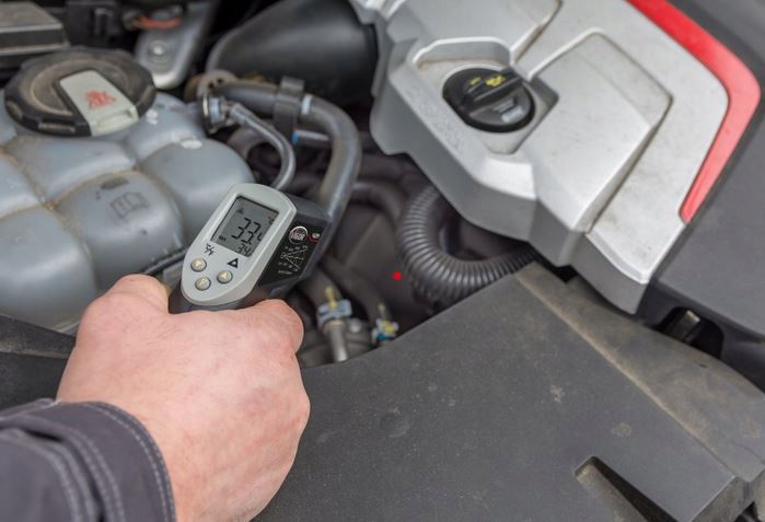 TERMOMETR NA PODCZERWIEN VIG V6299 Brand Hazet