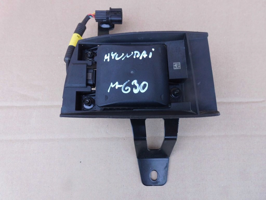 Hyundai Santa Fe IV 2018+ sensor sensor martwego pola punktu left