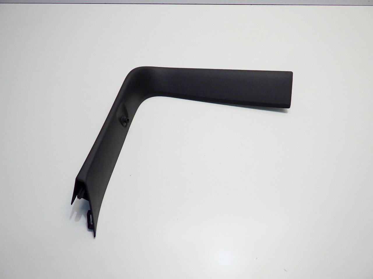 31462092 - VOLVO XC40 2021 КРЫШКА БАГАЖНИКА ПРАВАЯ