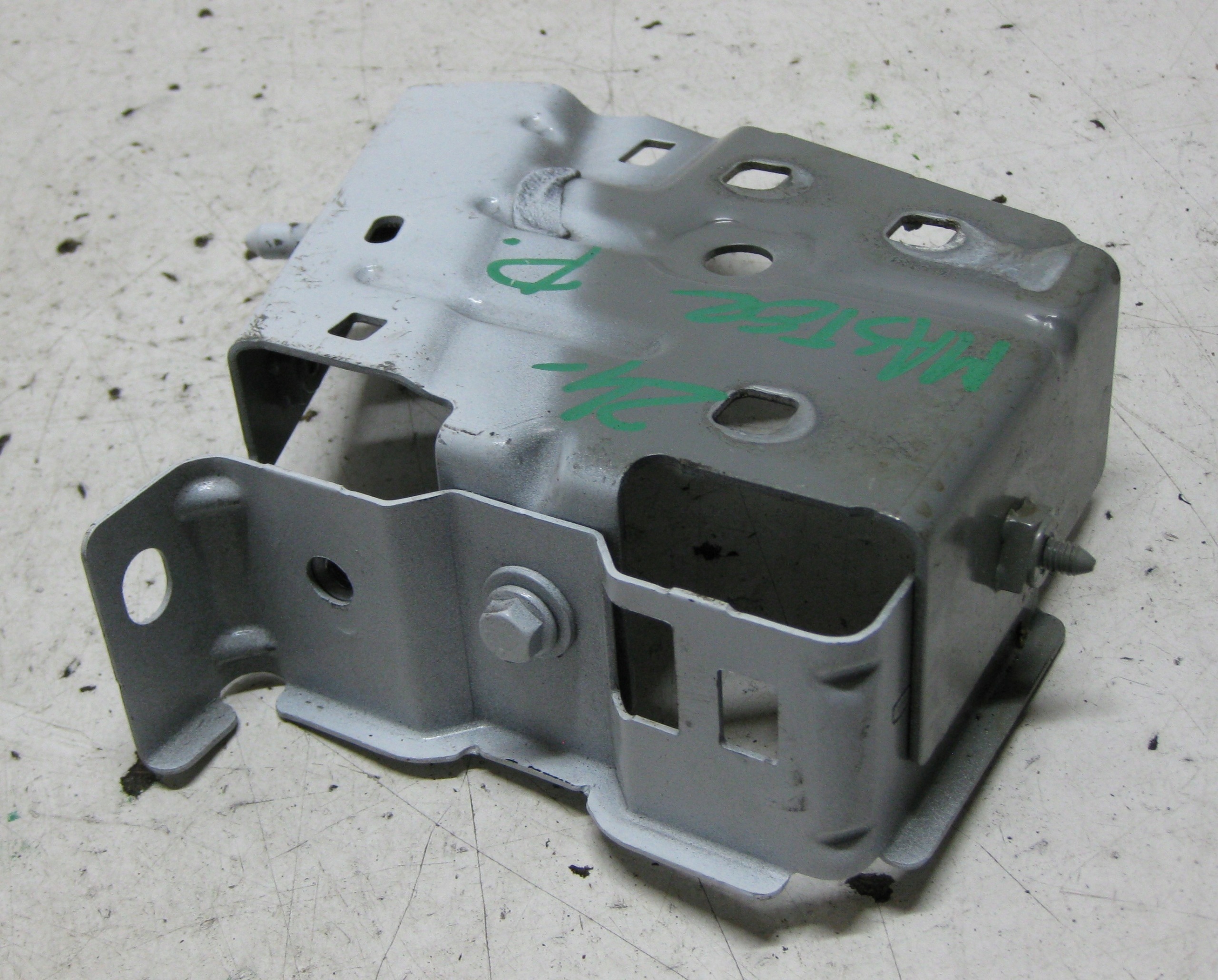 RENAULT MASTER III LIFT Poignée Support plaque Aile Droite 631429931R