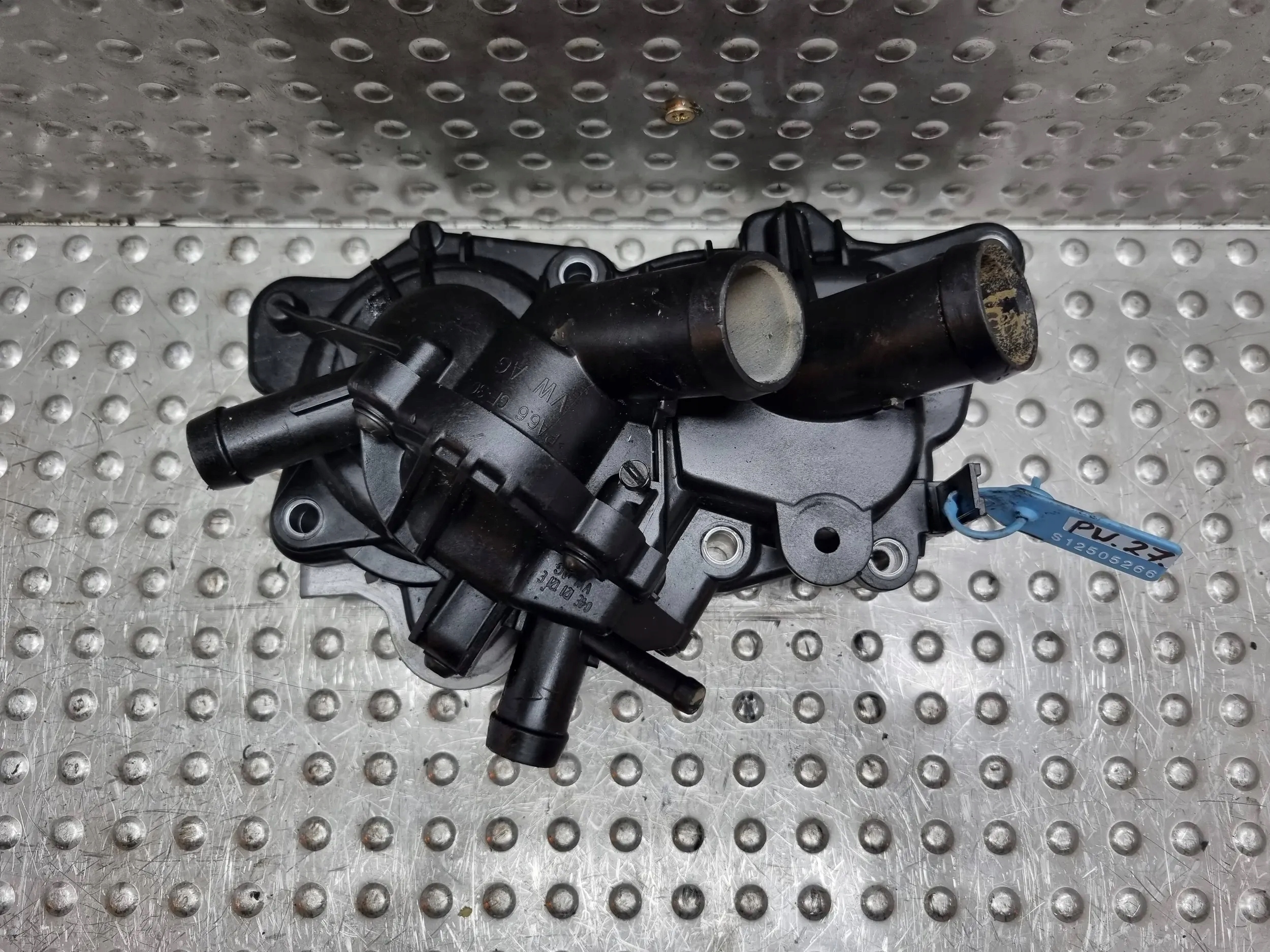 water pump 04E121042M AUDI A4 8W B9 VW CADDY 1.4 TFSI
