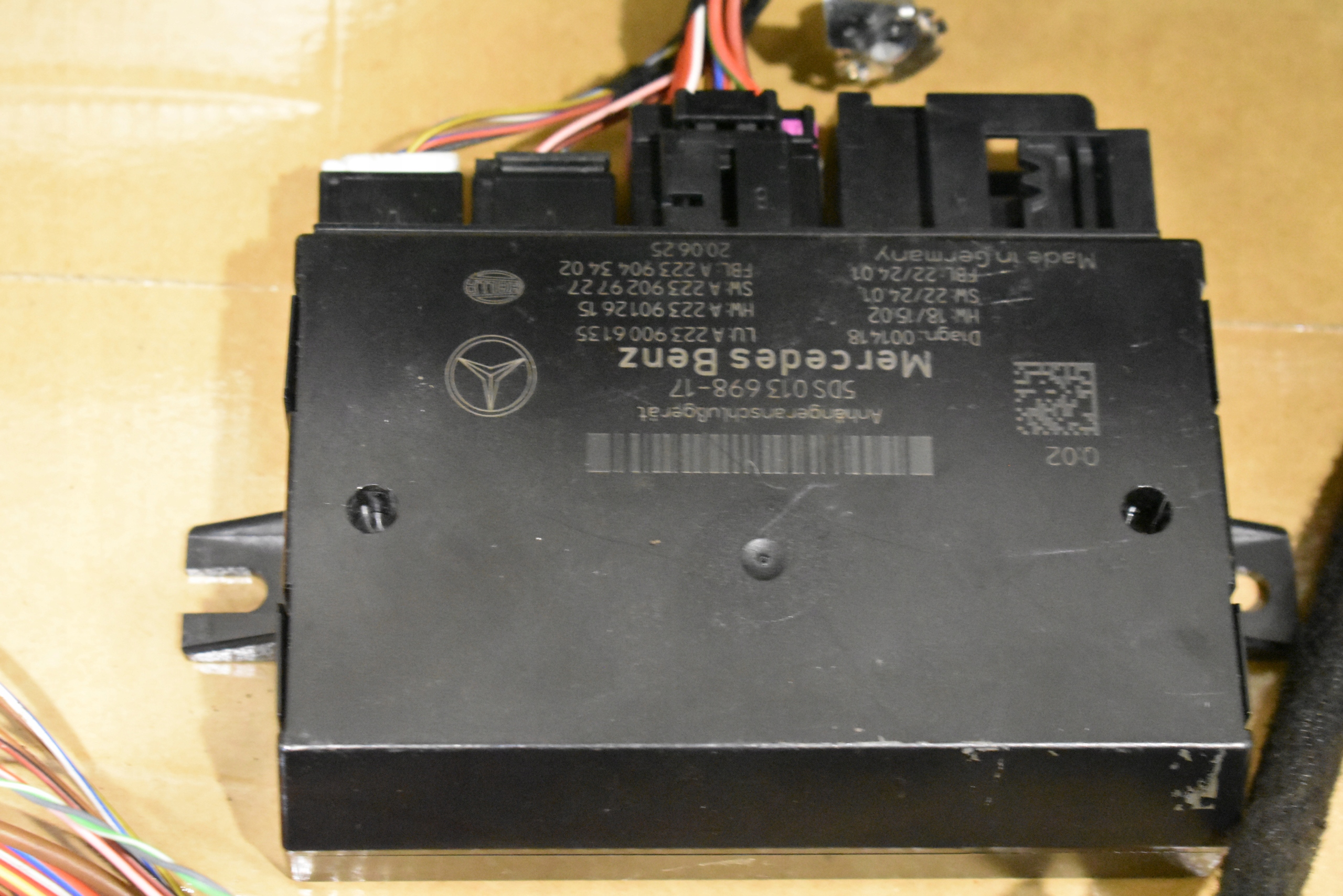 IDEALNY Gancio traino + modulo cablaggio MERCEDES W214 1