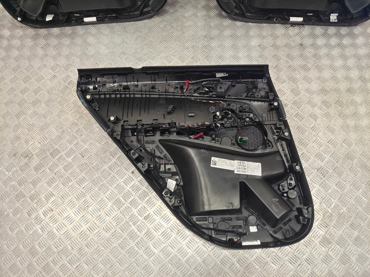 BMW G05 side upholstery door right rear part