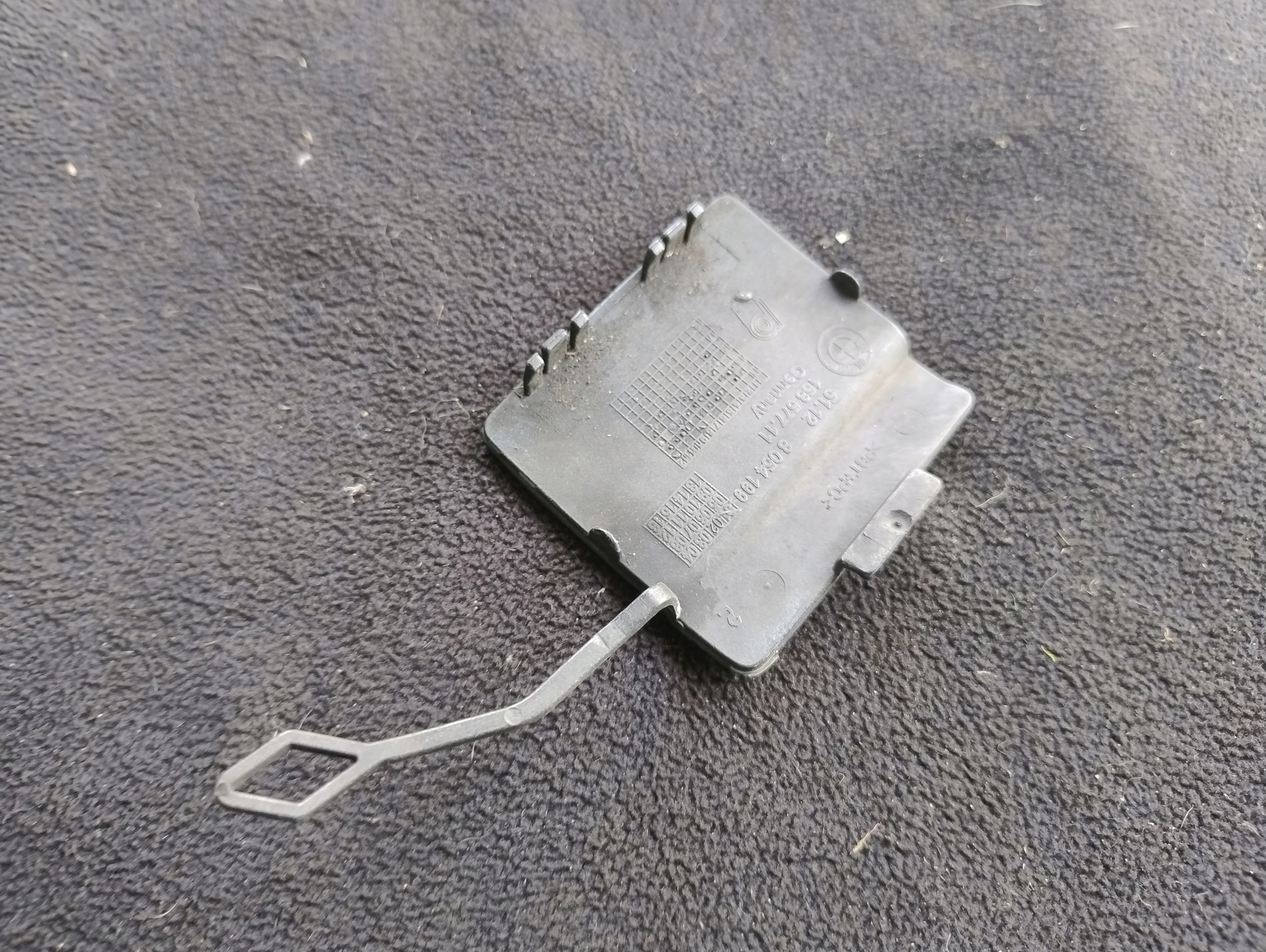 ABSCHLEPPÖSE DER STOSSSTANGE HECK BMW F30 8054199