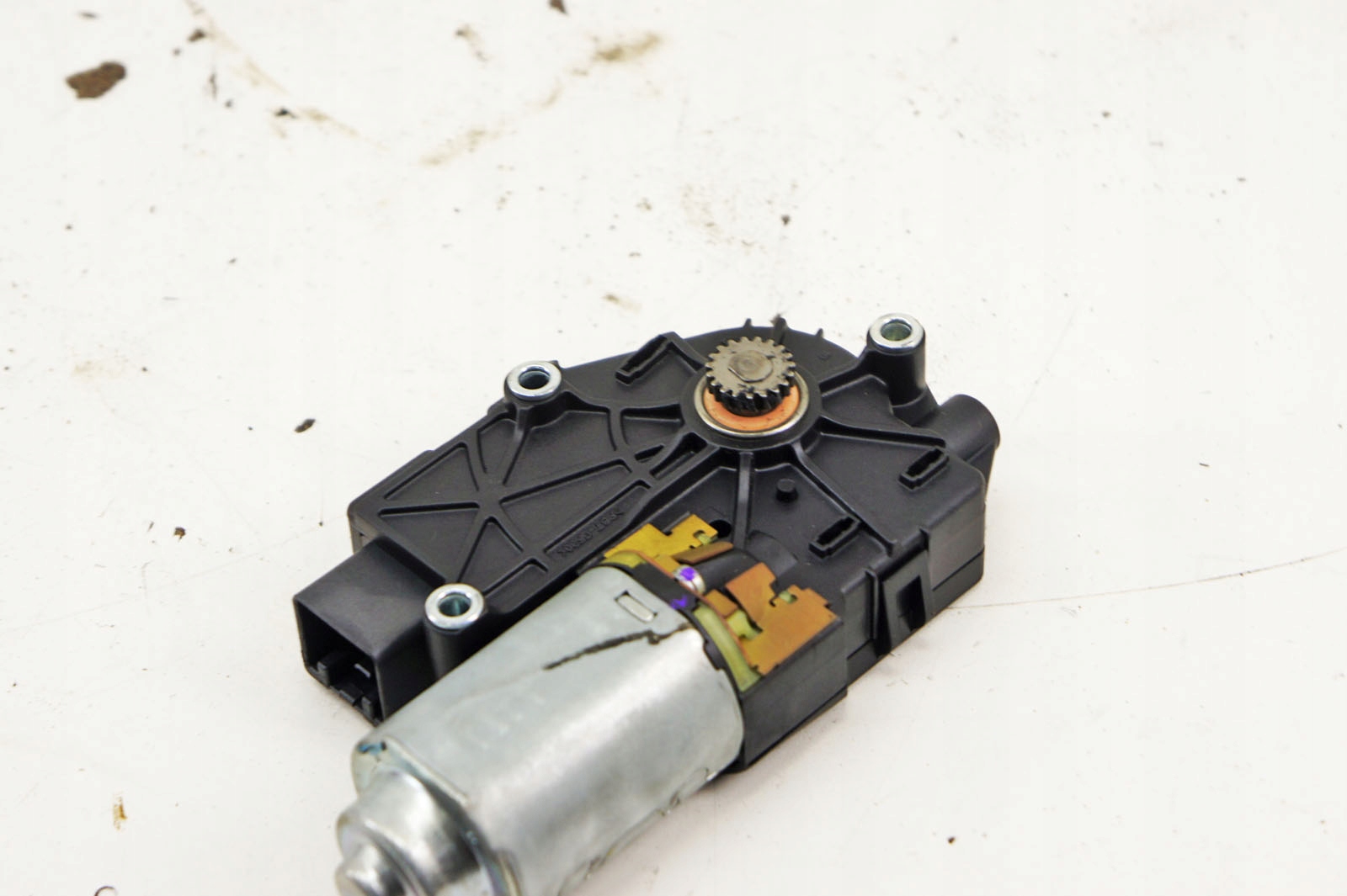 KY161 Hyundai Veloster I Silniczek Szyberdachu Part number KH53 80010