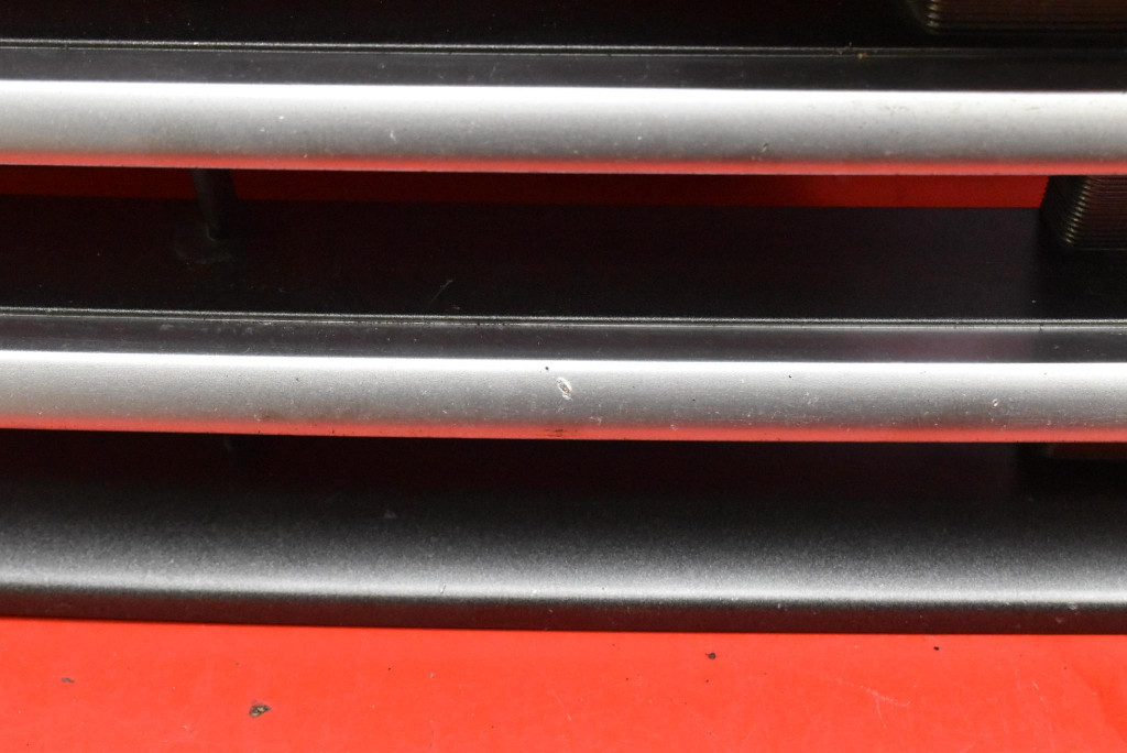 front PREKLADgrill black CHROM SUBARU FORESTER 2 II LIFT 05-08