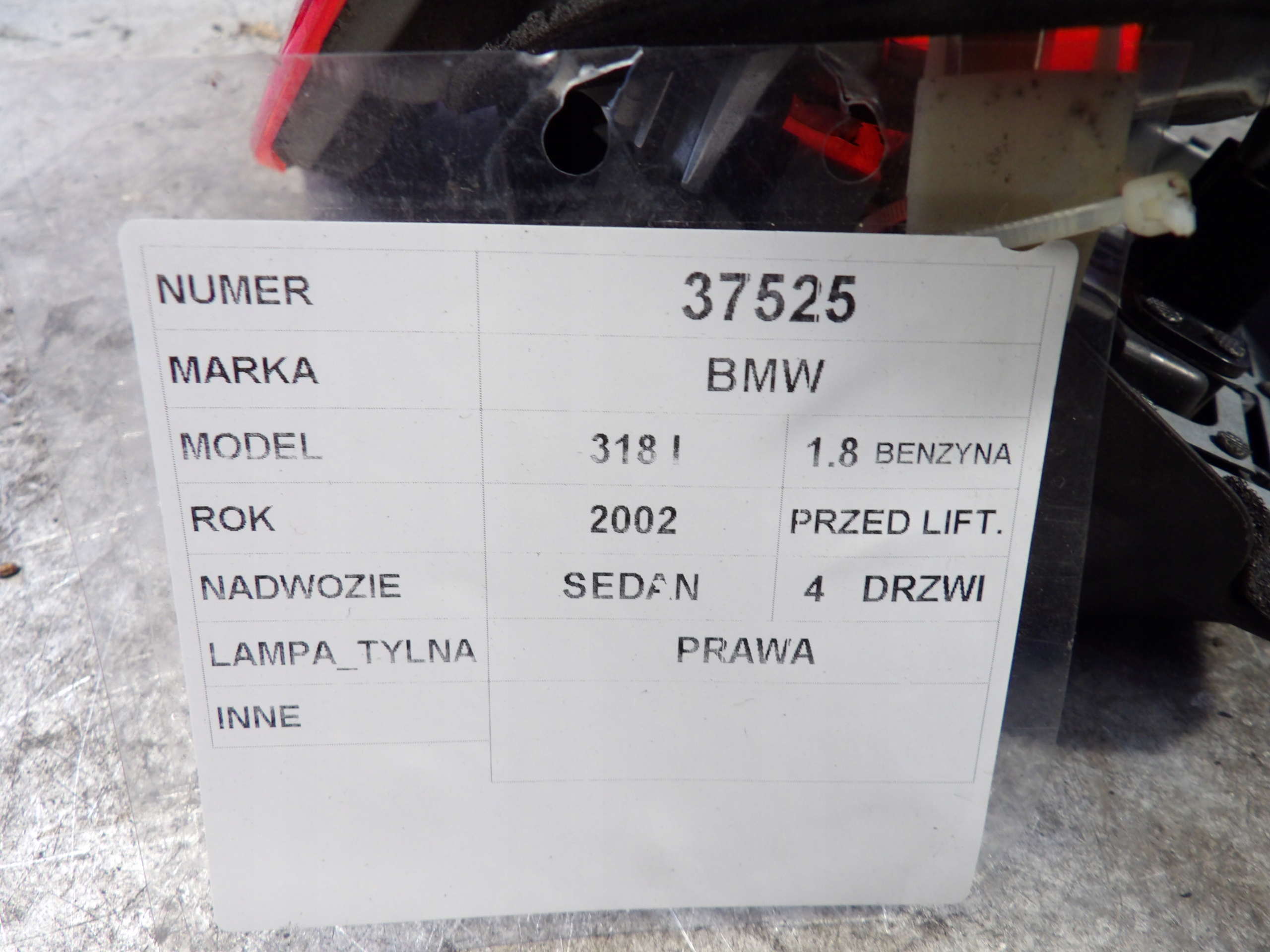 BMW 318i E46 light rear right 8383100 sedan