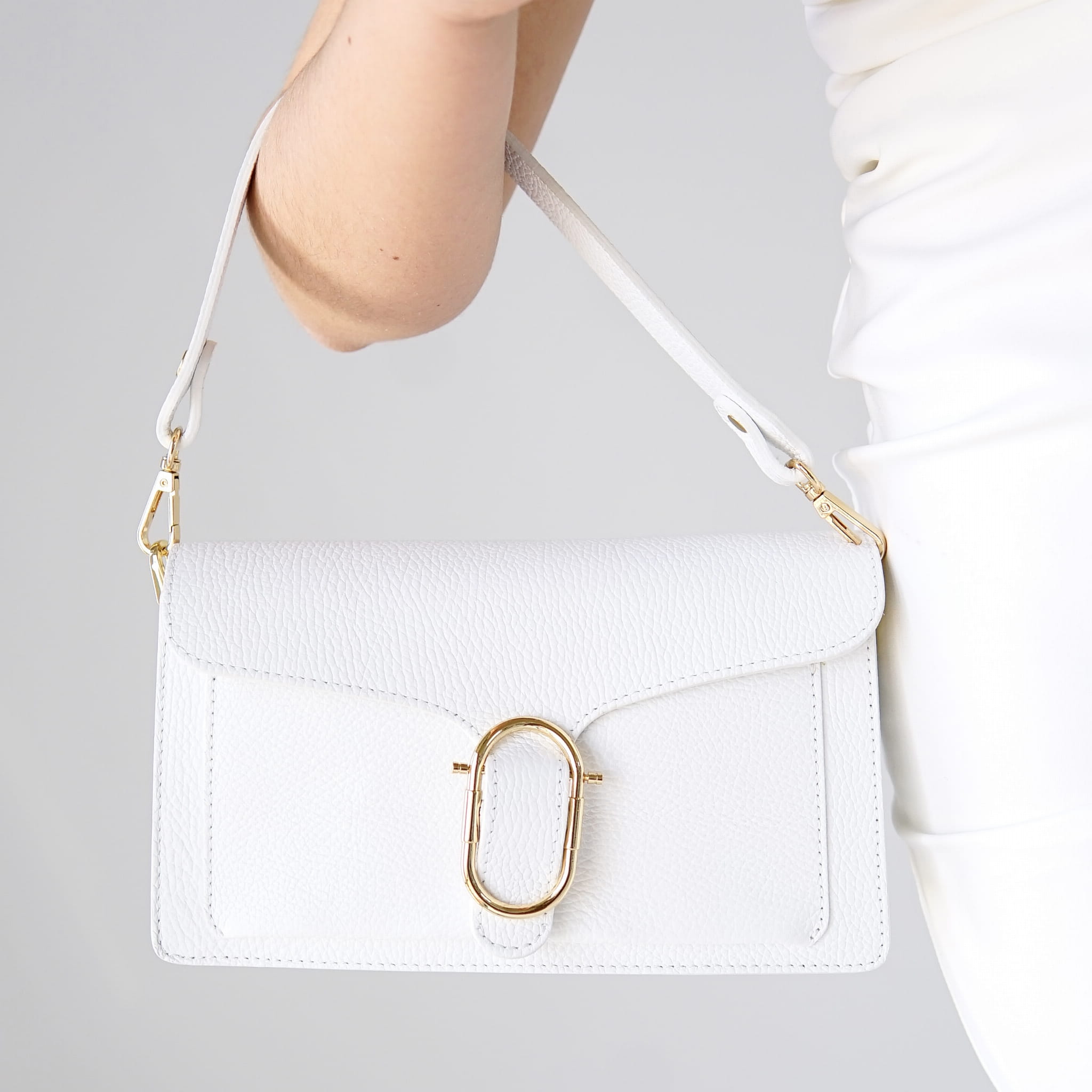 Dámská kabelka z přírodní kůže Arya-M Bílá