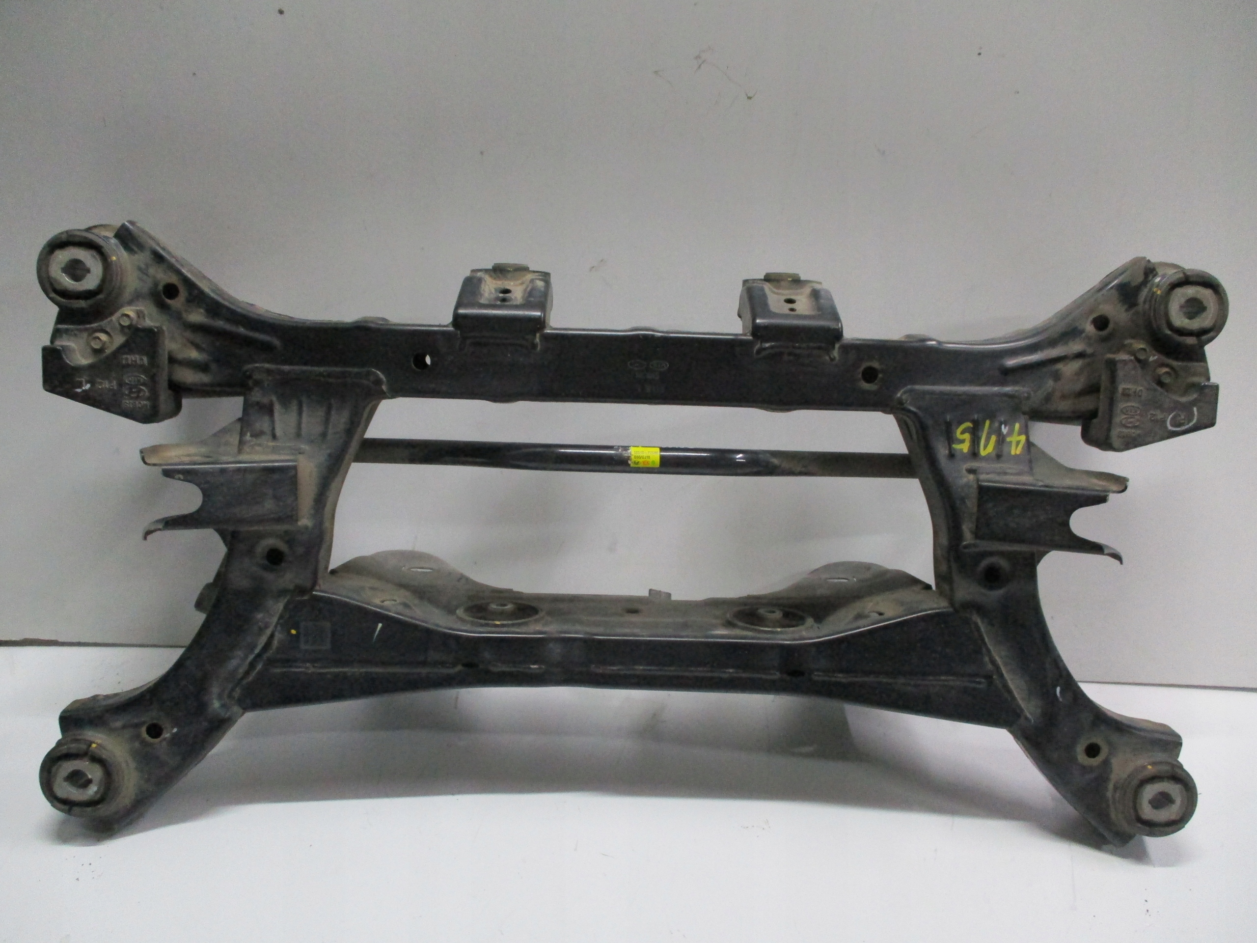 axle beam subframe axle beam rear part HYUNDAI SANTA FE IV