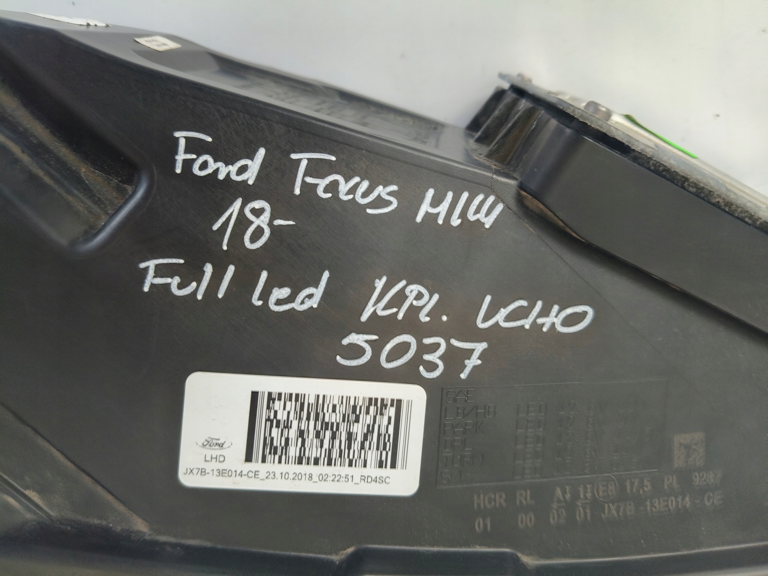 light right REFLEKTOR FORD FOCUS MK4 18- FULL LED