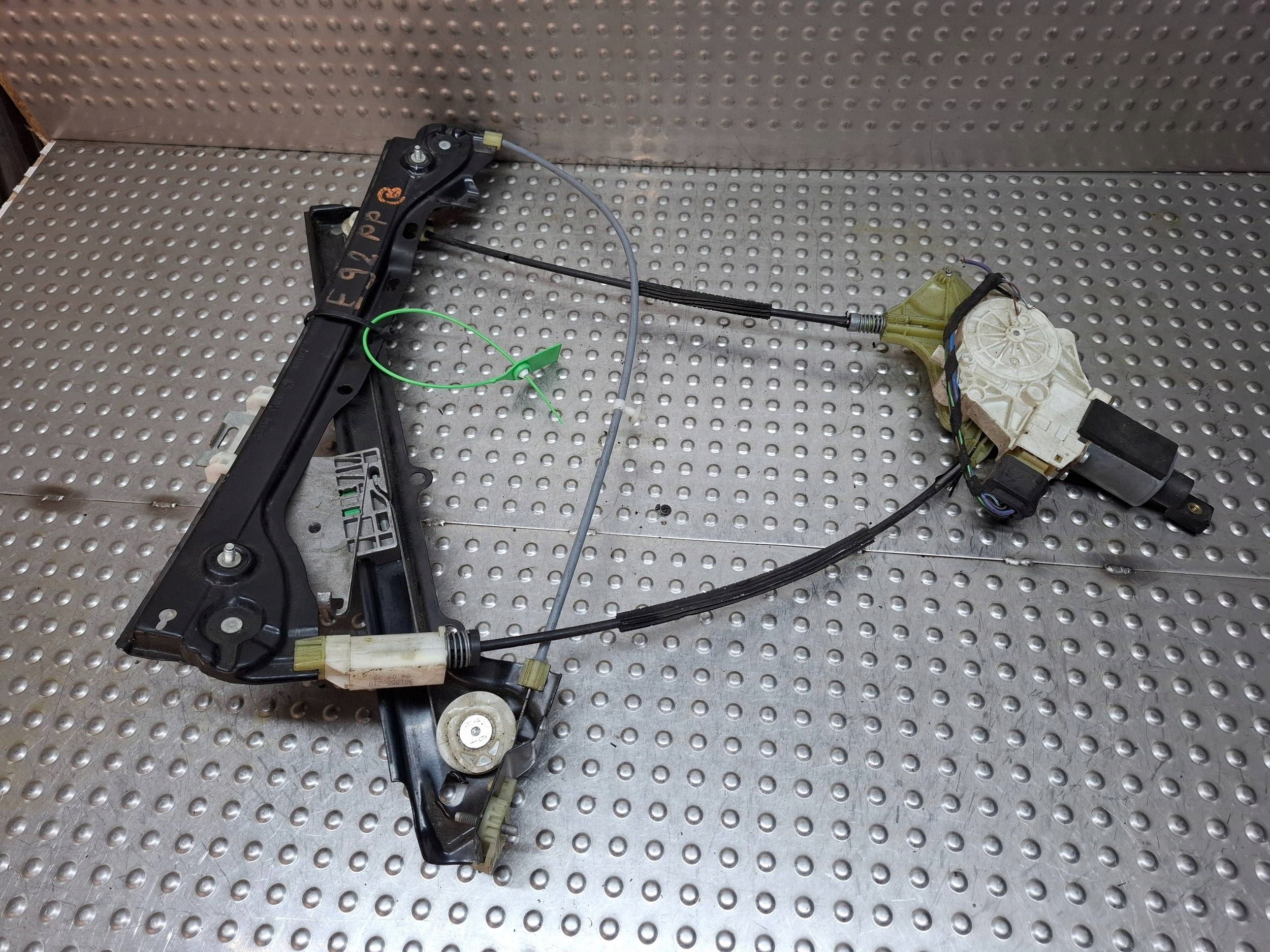 window regulator right front EU 7191118 BMW E92 E93