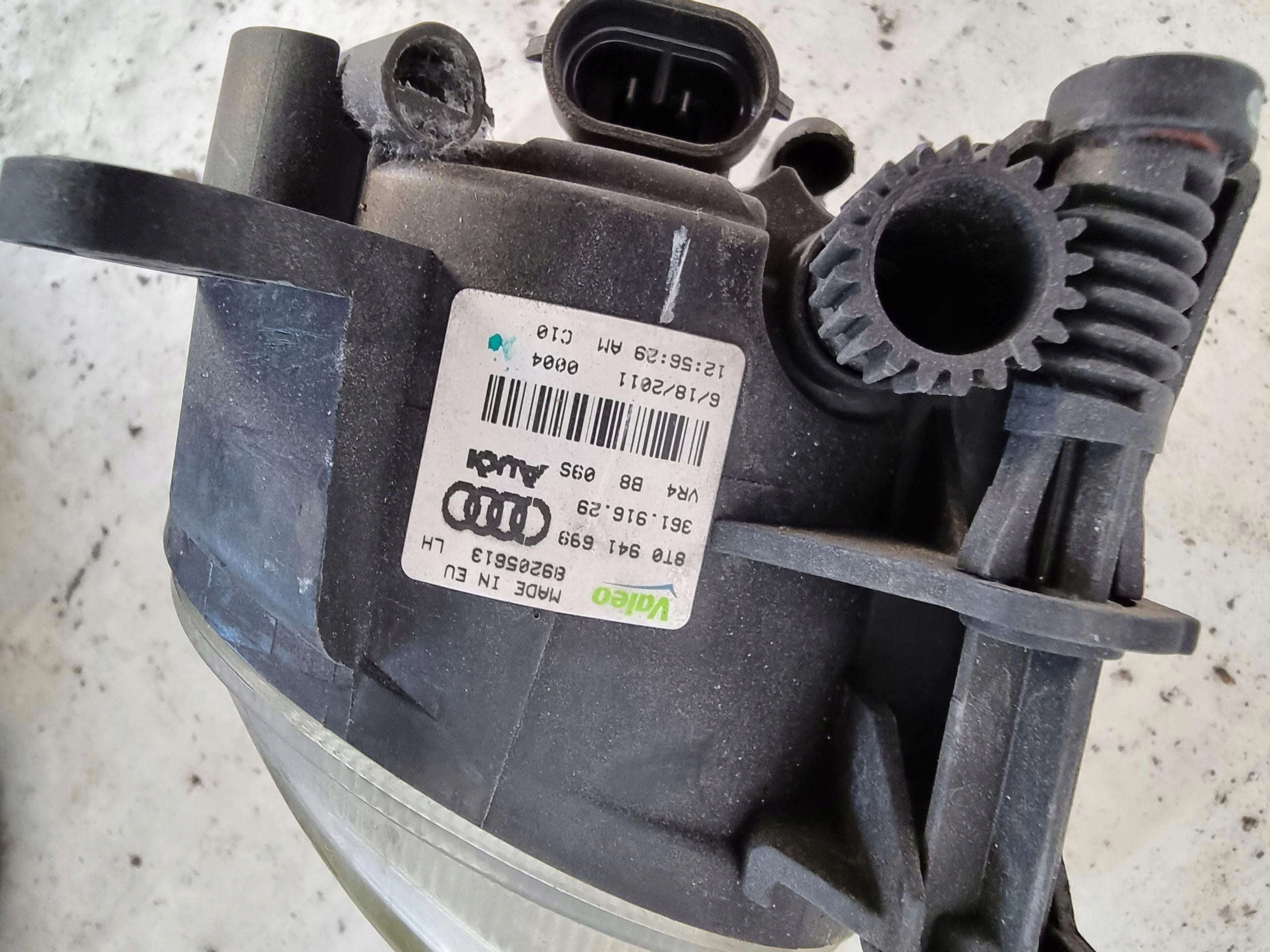 AUDI A4 B8 07-15 Nebelscheinwerfer links 8T0941699