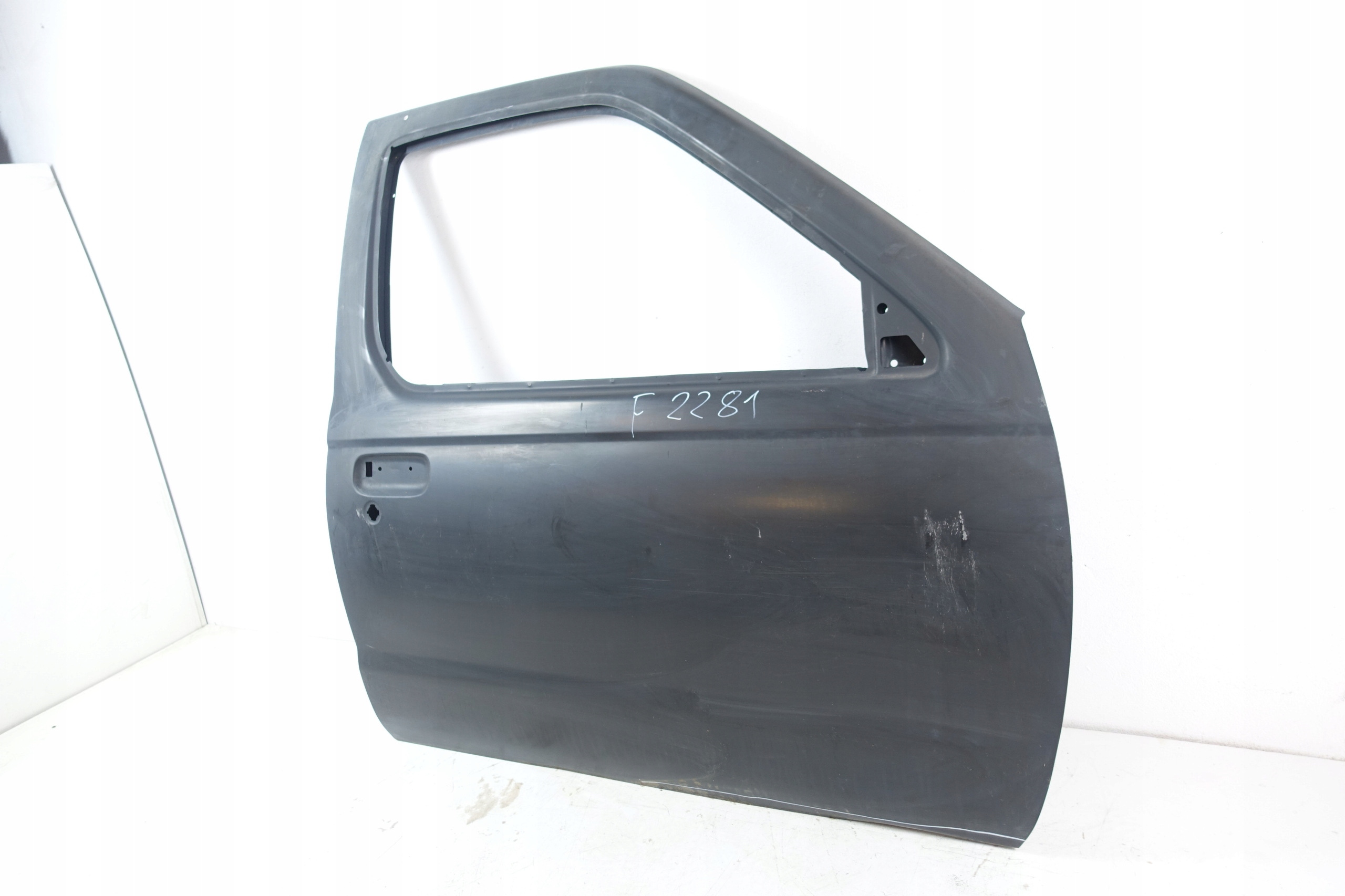 NISSAN NAVARA D22 door right front right front