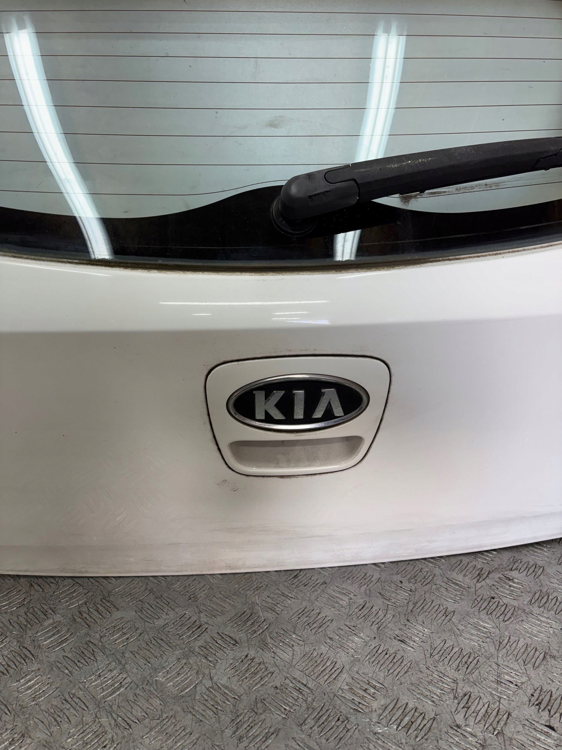 boot doors boot KIA RIO III HB 11